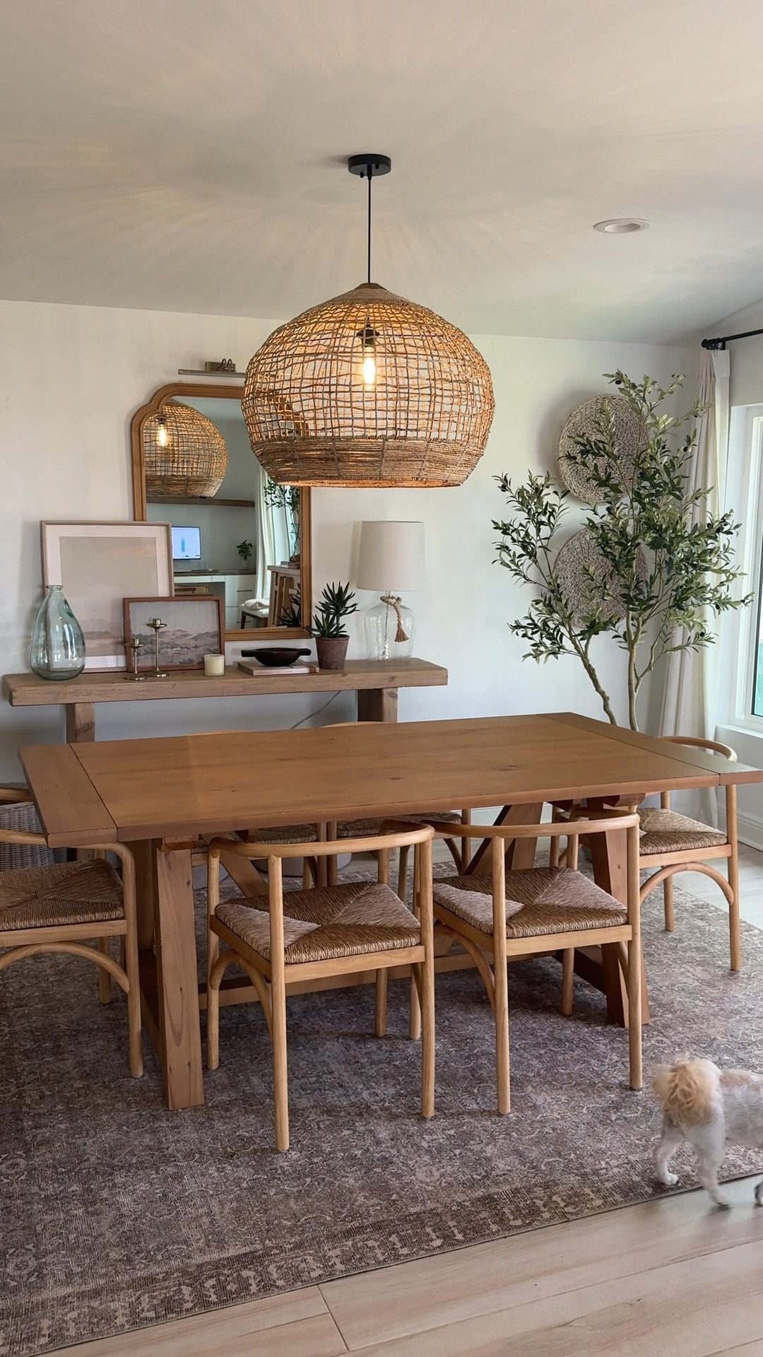 If you love a neutral, earthy dining room…this rug and dining table combo is for you!

#LTKSpringSale #LTKOver40 #LTKHome