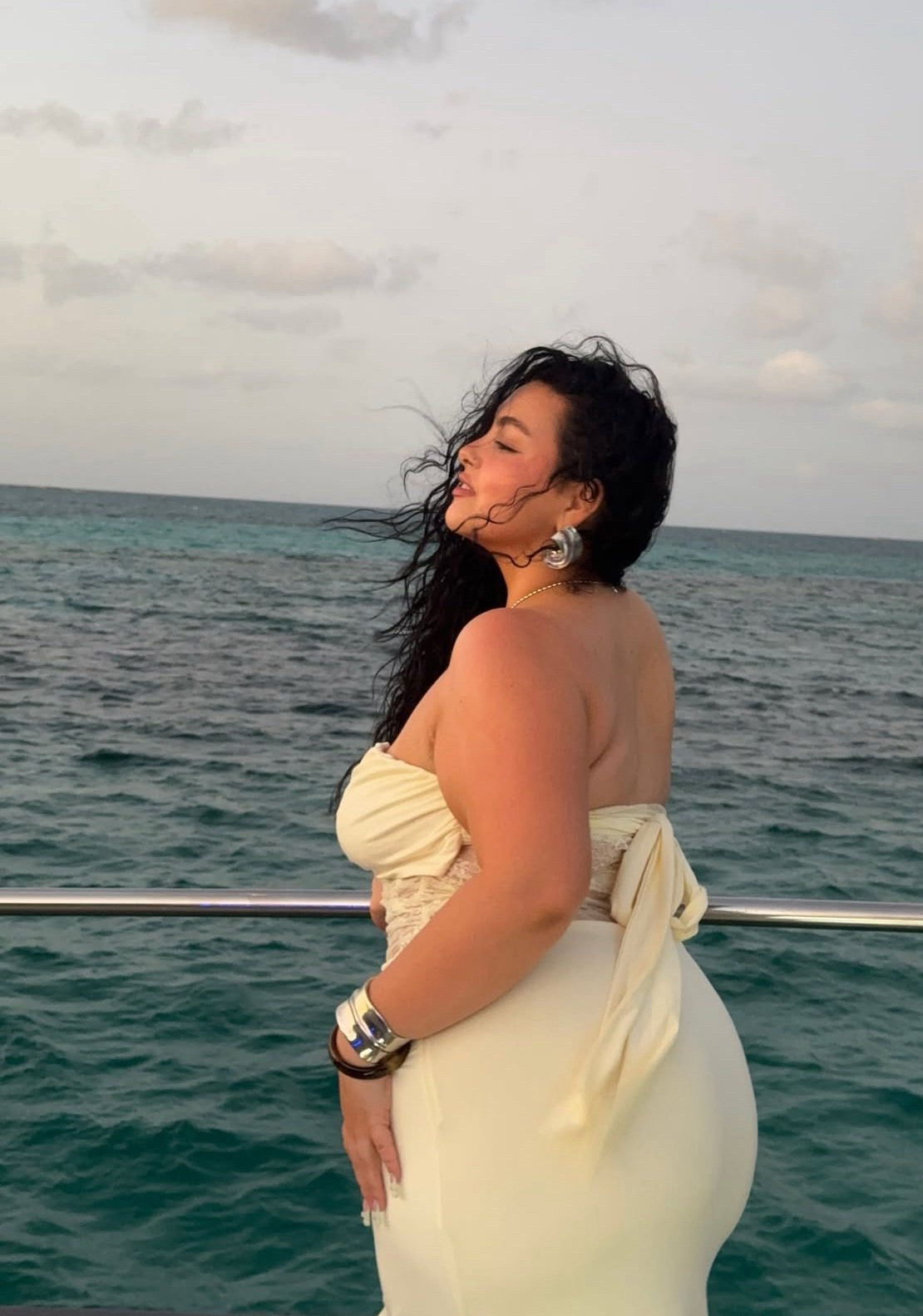 butter yellow on vacation >>> 🧈

Vacation outfit, summer dress, vacation dress, curvy outfit, date night outfit 

#LTKStyleTip #LTKMidsize #LTKPlusSize