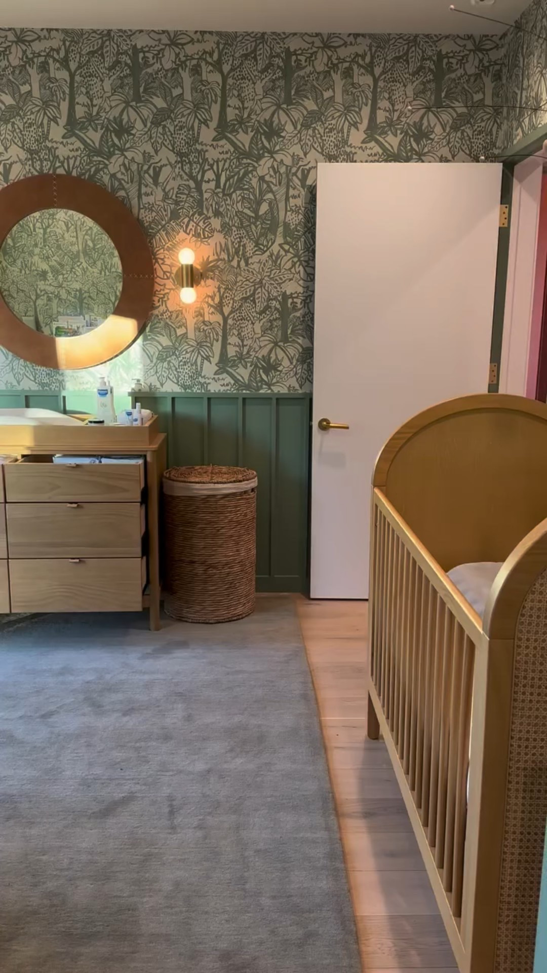 Every shelf styled with love, every drawer prepped with care - the sweetest space for the newest little addition.
.
.
.
#casa1708 #shaiorganized #austintexas #mariekondo #homeorganization #austinrealestate #luxuryhomes #dreamhome #nurseryinspo #nursereels #firstborn #nurseryorganization