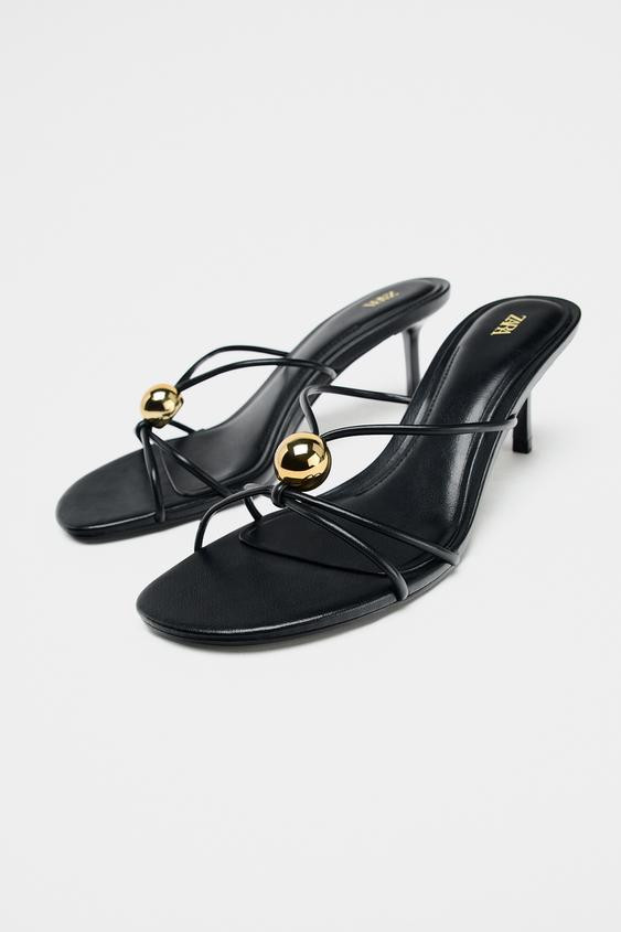 SANDALS WITH METAL DETAIL | Zara UK