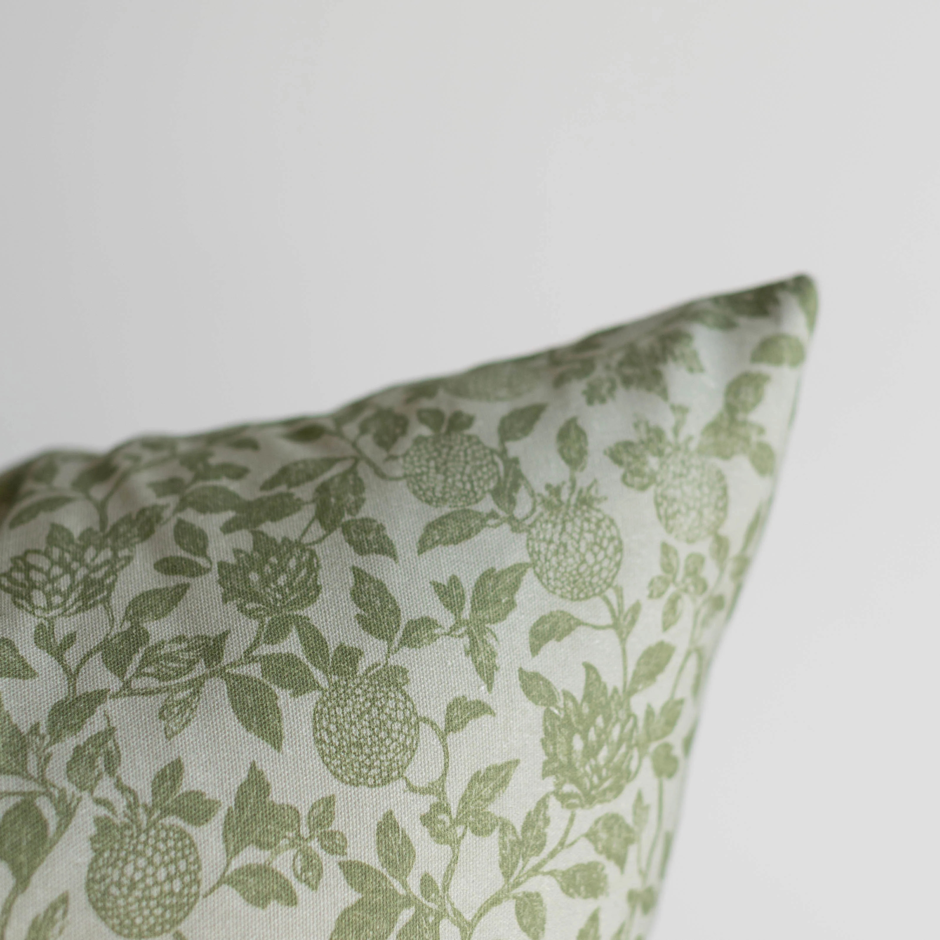 Ivy - 18" | 22" Pillow Covers | Woven Nook