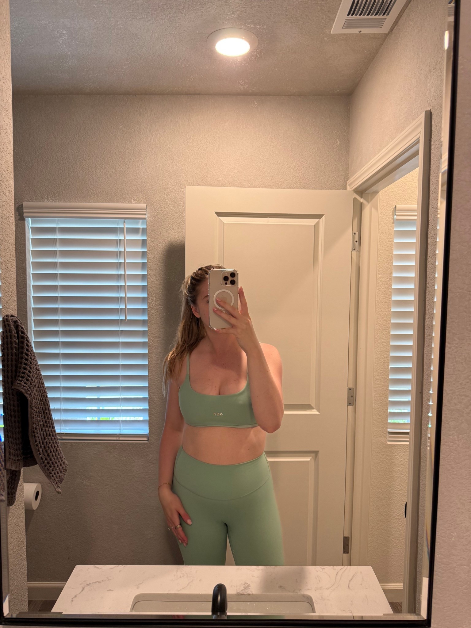 Cute new workout set!! 

#LTKStyleTip #LTKActive #LTKFindsUnder100