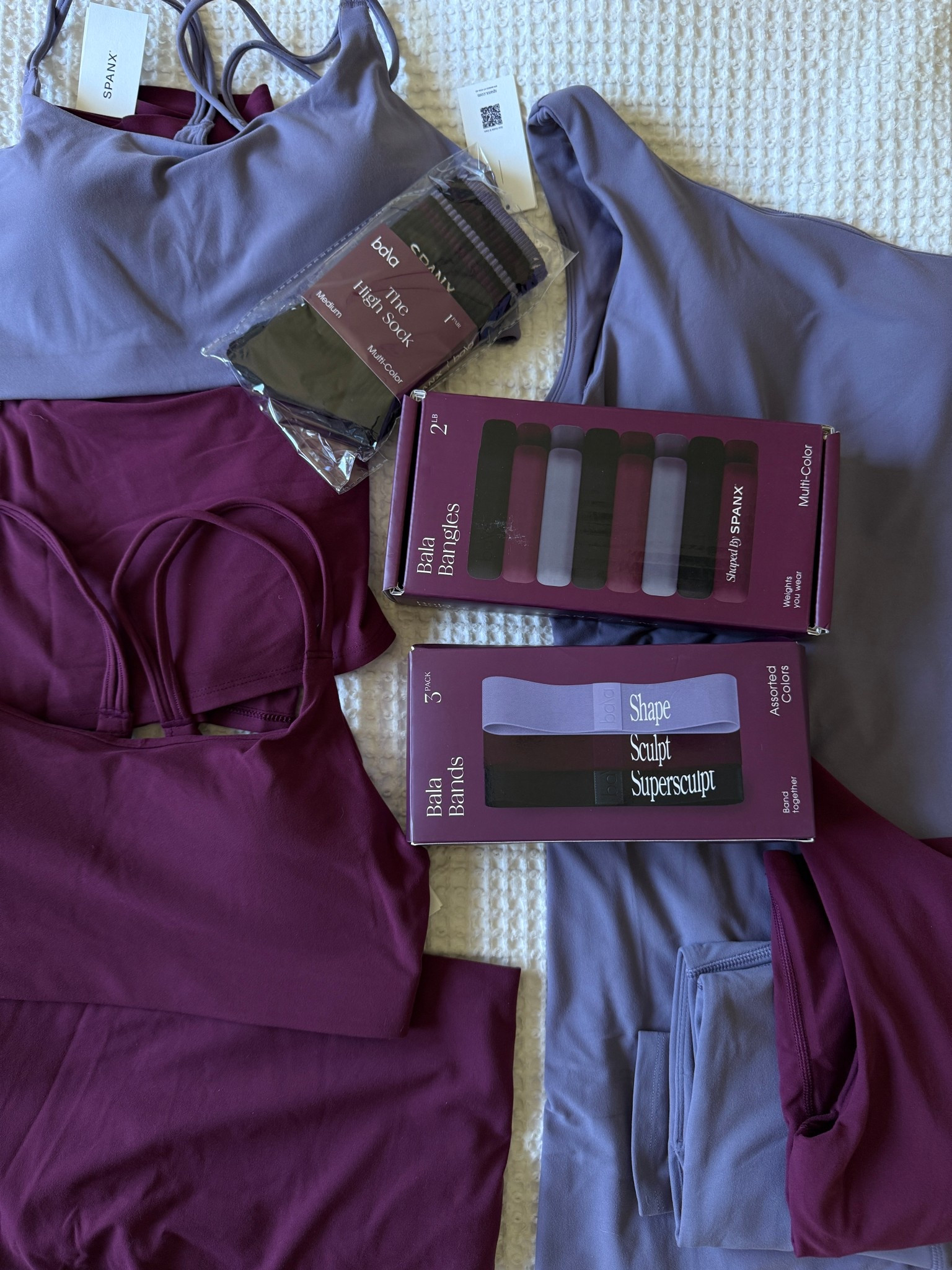 #spanx #bala #spanxbala #workout #postpartum #purple #black #legging #purplelegging 

#LTKActive