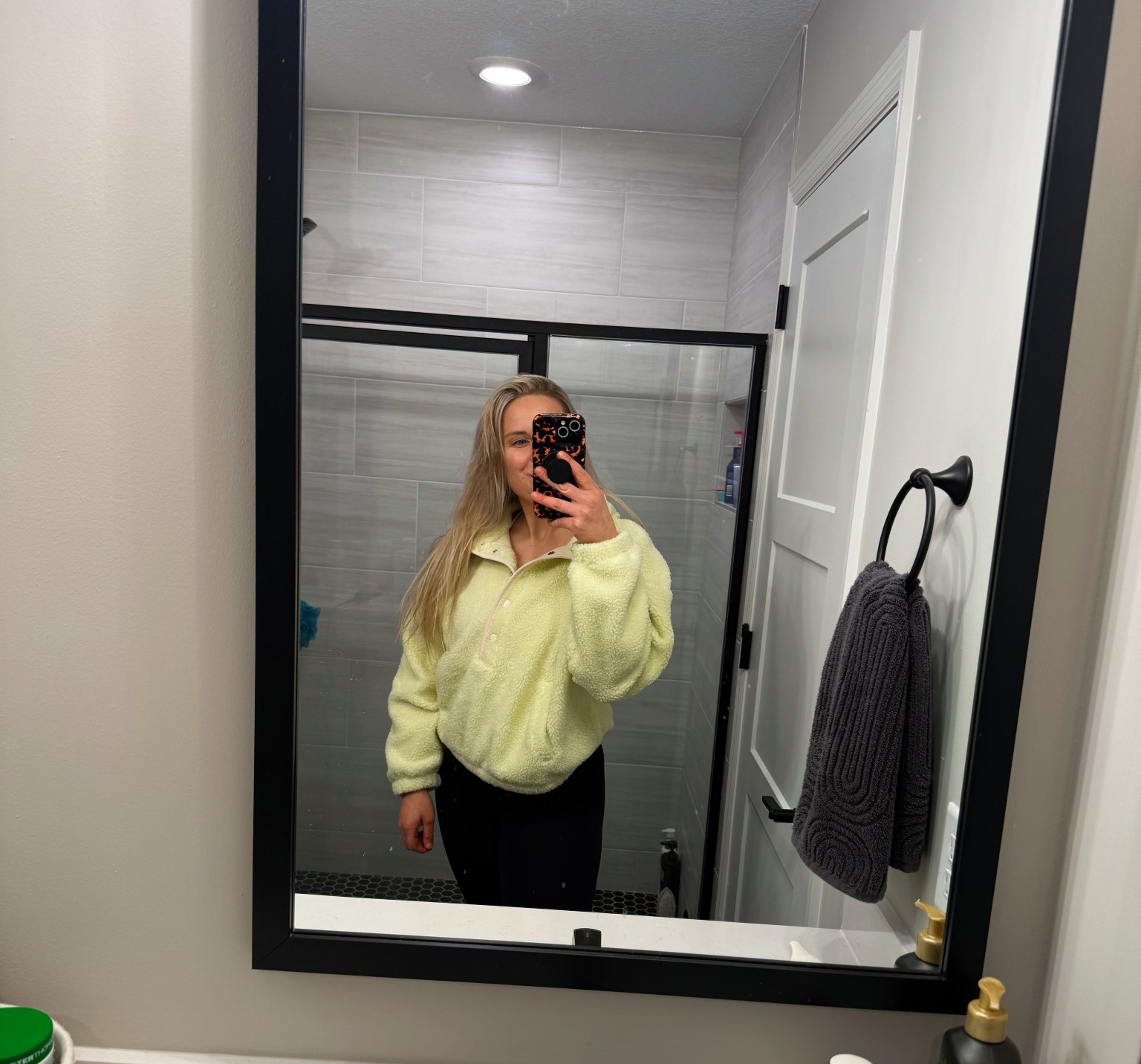 My latest obsession: Sherpa pullovers! Currently on sale

#LTKmomlife #LTKSaleAlert #LTKootd