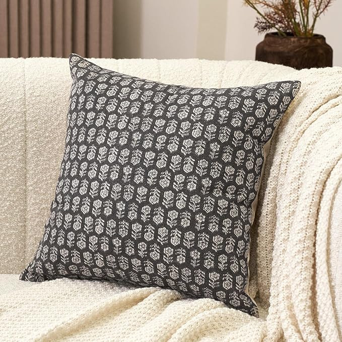 Amor Virisso Floral Pillow Covers 24x24 Couch Pillows for Living Room Decorative Throw Pillow Cov... | Amazon (CA)