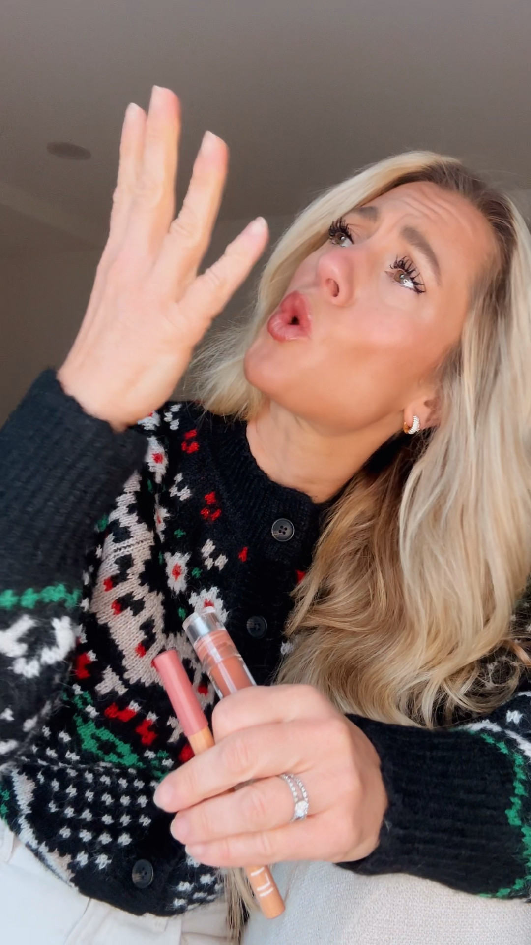 Best lip liner lip stick I’ve used! 
Ilia-deco
Tower- cashew