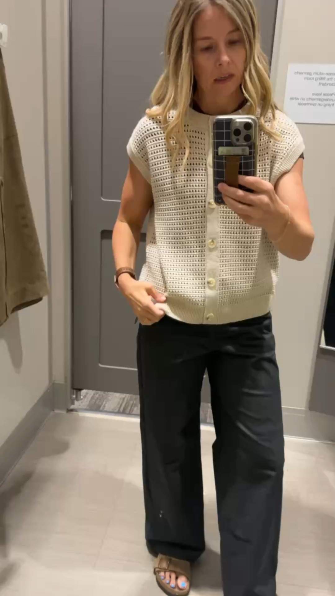 This one is more of a relaxed sweater, I’m wearing a small and it’s definitely a bit oversized

#LTKTarget #TargetFashion

#LTKWorkwear #LTKFindsUnder50