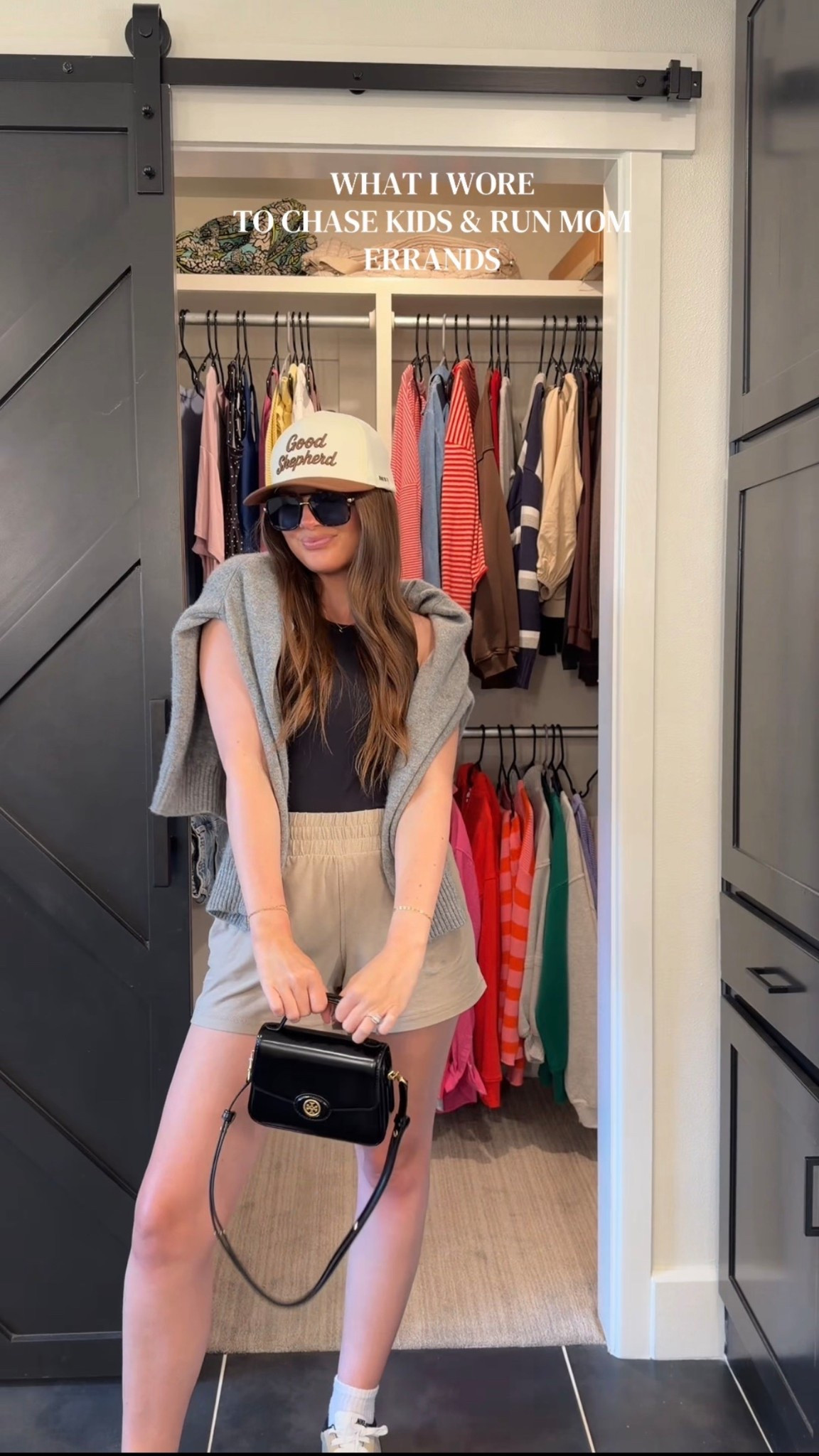 Mom ootd - what I wore to run errands 

#LTKootd #LTKdayinmylife #LTKmomlife