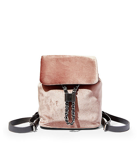 BCHARTER | Steve Madden (US)