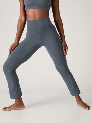 Transcend High Rise Stash Straight Crop | Athleta