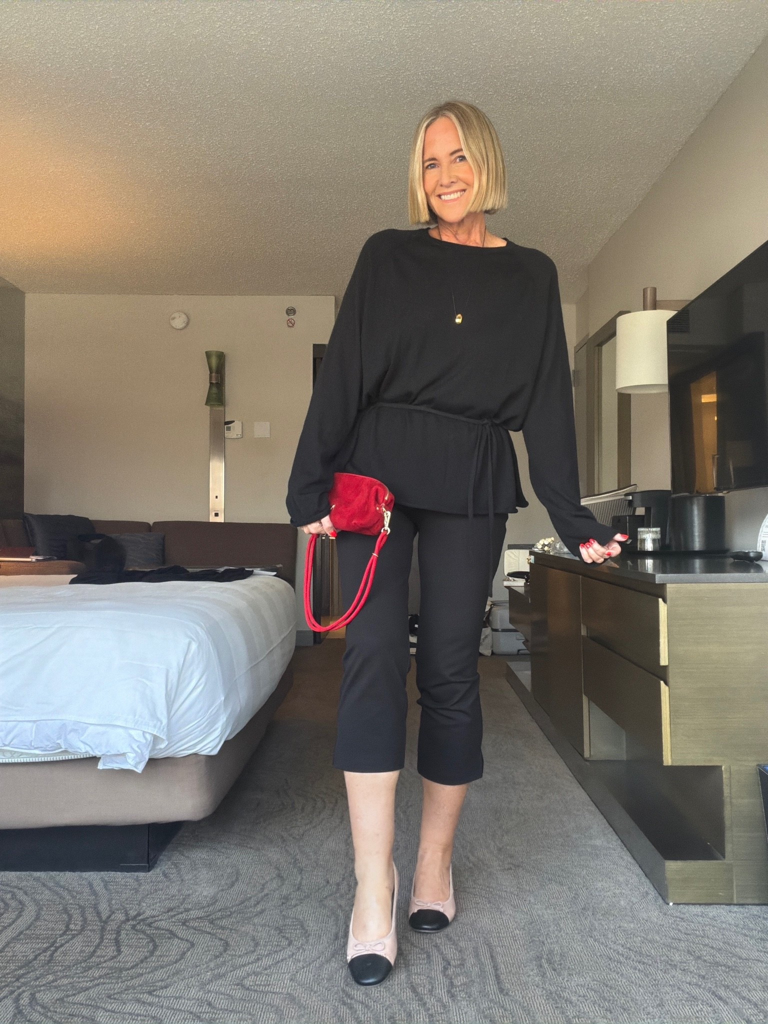 SIZING DETAILS:

Knit top: M
Capris: 12

Bag: Craie Studio via Green Tangerine boutique 
Shoes: FRANKIE4 Trinity
Necklace: Gimme

#LTKaustralia #LTKtravel #LTKover50style