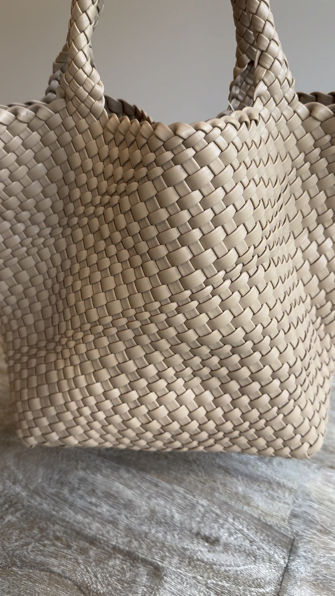 All the bags/purses! Some for vacationing, date nights & everyday wear! Which one do you like?!

#LTKitbag #LTKVideo #LTKsalealert