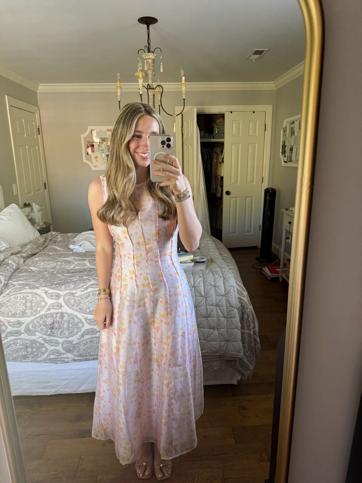 The most beautiful Hill House dress is on sale! 

Wearing a S



#LTKMothersDay #LTKSaleAlert #LTKootd