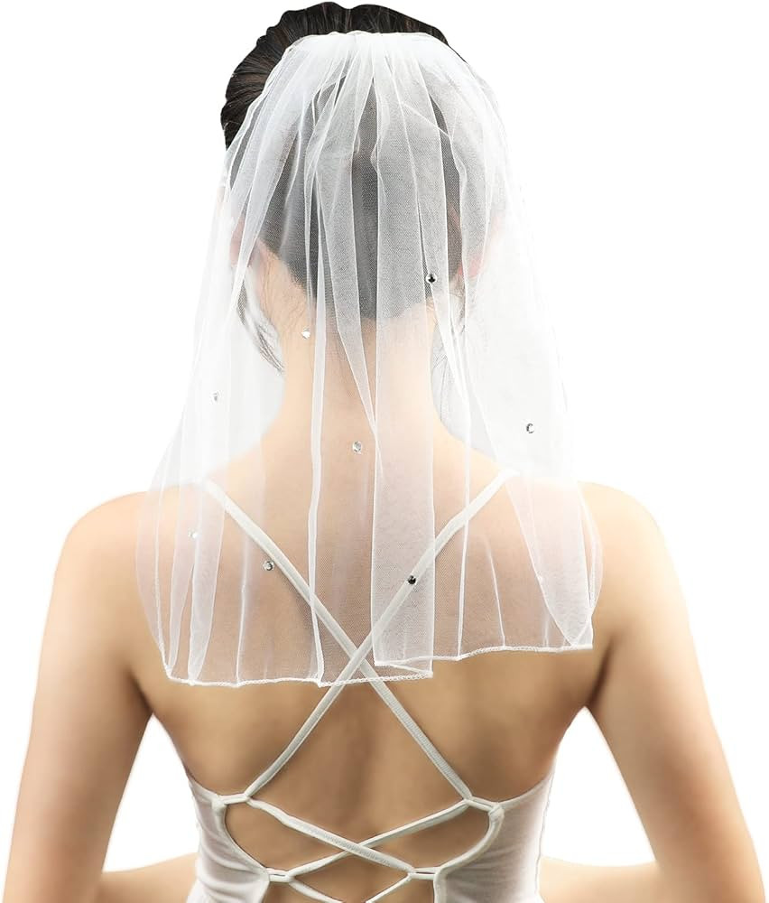 CCINEE Bachelorette Party Crystal Bridal Veil, Women's Short Wedding Veils with Comb 1 Tier Rhine... | Amazon (US)