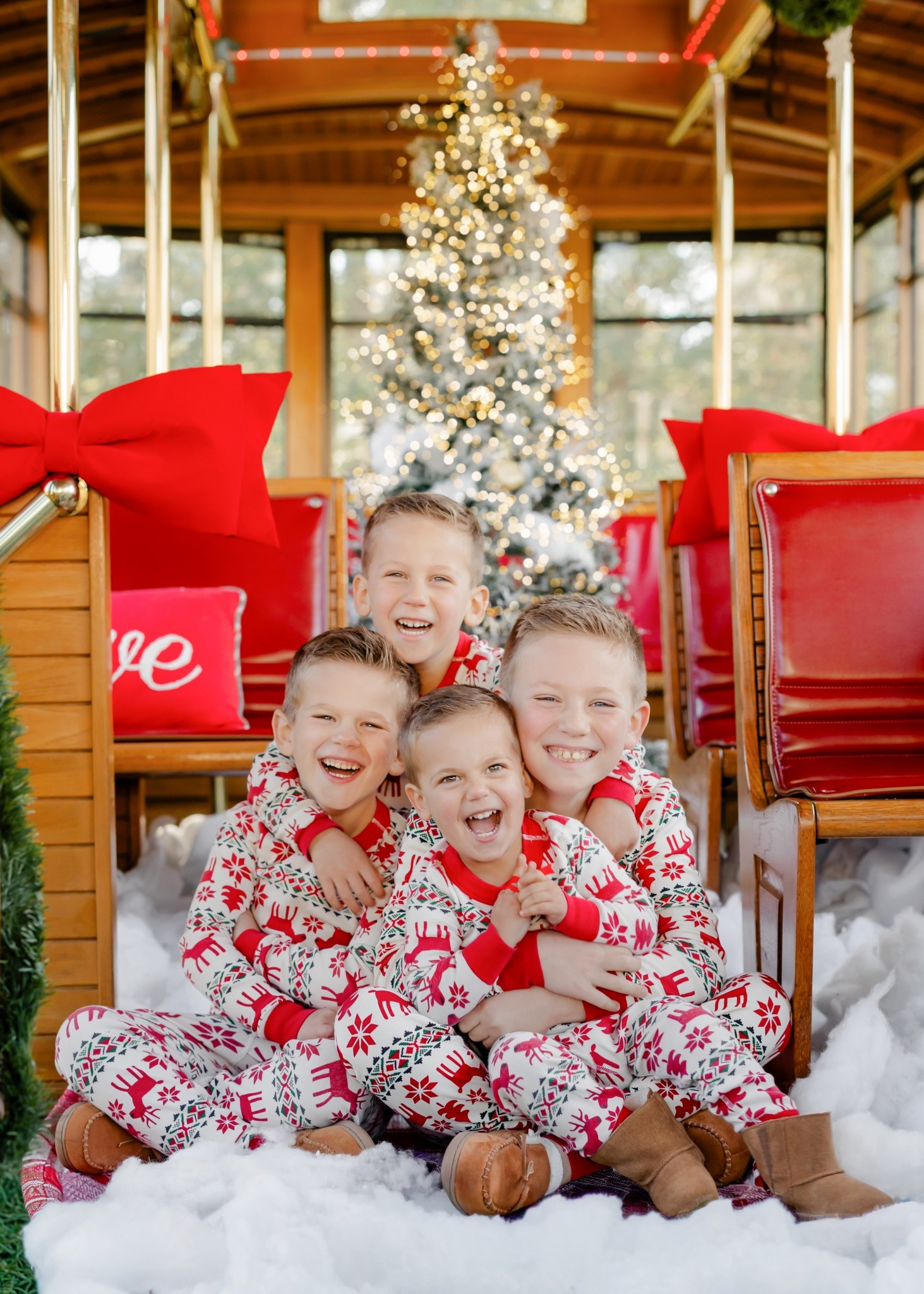Christmas pajamas. Family Christmas pajamas. Matching family pajamas. Matching Christmas pajamas. Matching pjs. 

#LTKKids #LTKBaby #LTKHoliday