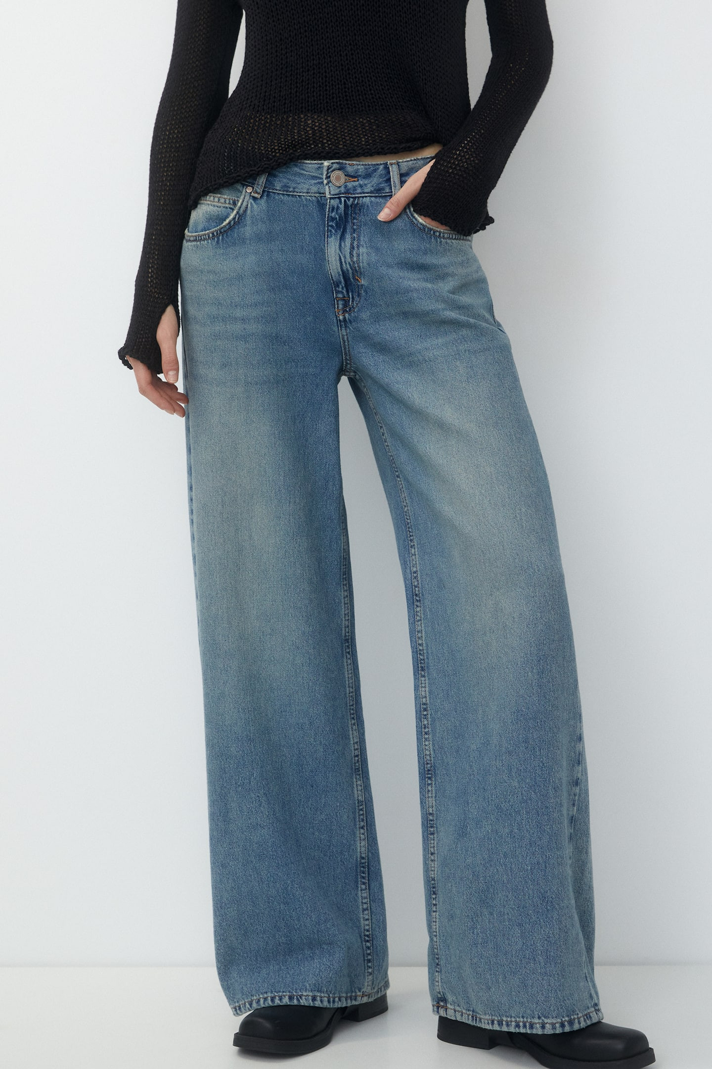Oversize baggy jeans | PULL and BEAR UK
