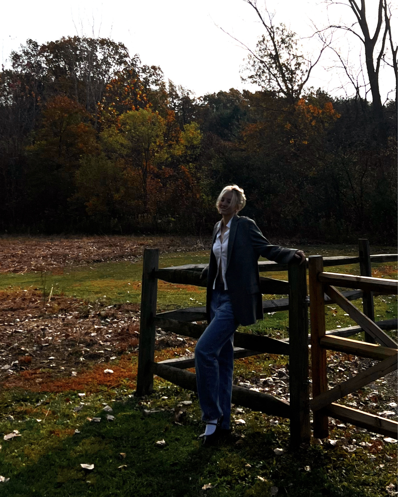 Can fall stay forever??

-
I thrifted most of my outfit: Guess Jeans are my Uncle’s from the 80s, top is Veronica Beard from Goodwill, and my coat is my brother’s old sport’s coat, but I linked all similar items!

#LTKSeasonal #LTKStyleTip #LTKGiftGuide