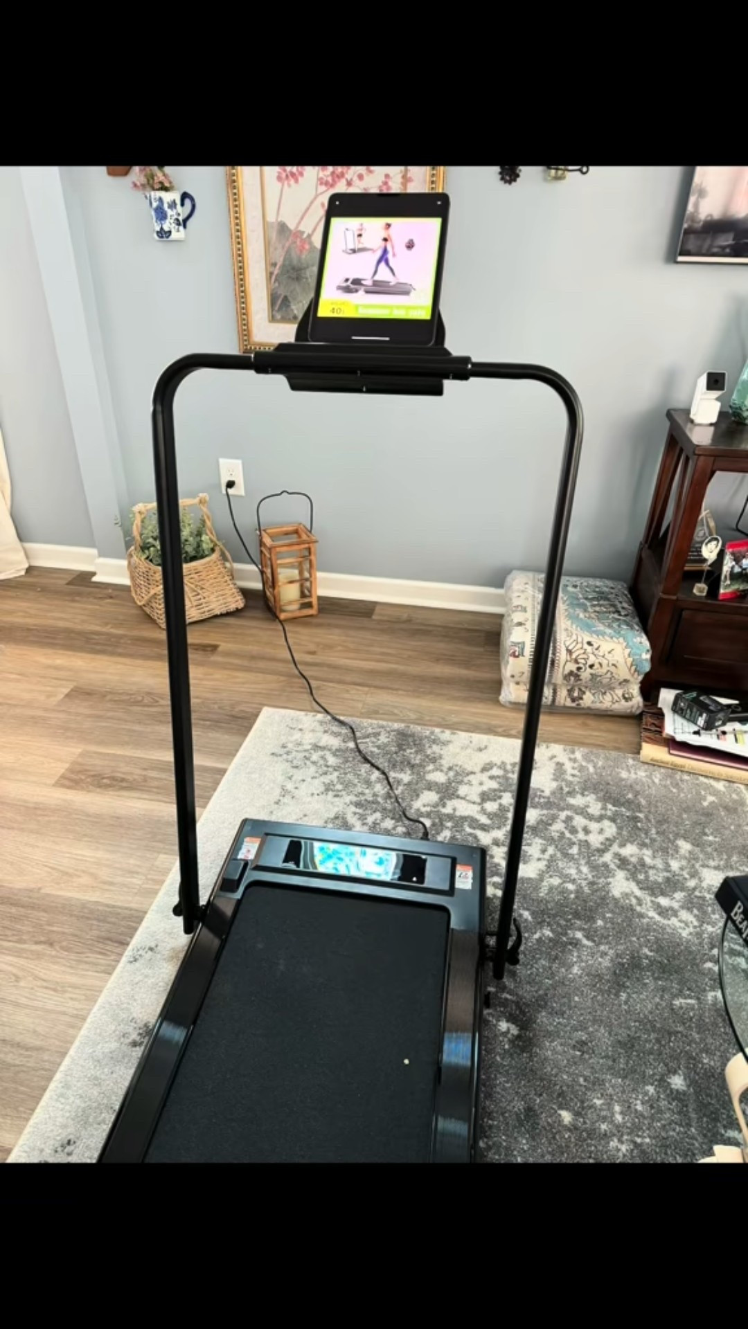 “10K steps but make it aesthetic 🖤 The Ancheer walking pad keeps me moving even on editing days — fits right under the desk and rolls away when I’m done! #LTKfit #homeofficegoals #walkwithme”

#LTKSaleAlert #LTKActive #LTKFamily