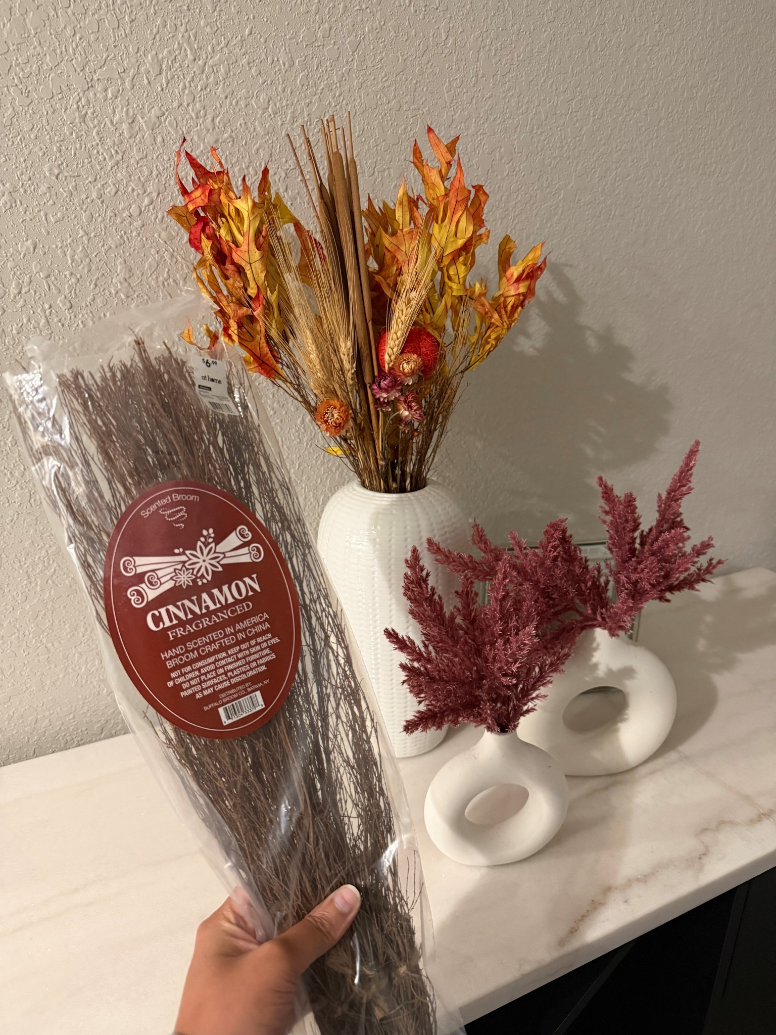 Cinnamon brooms are a seasonal MUST HAVE. They make your house smell sooooooo good.


#LTKHoliday #LTKHome #LTKSeasonal