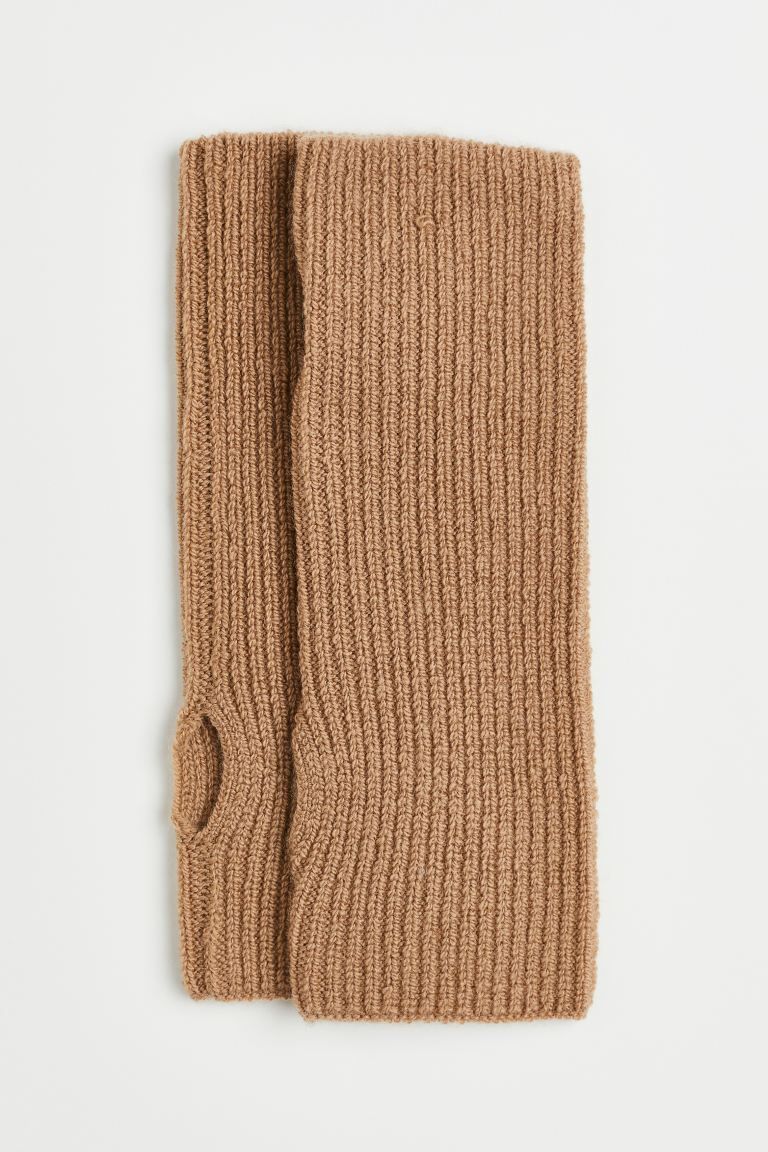 Cashmere-blend wrist warmers | H&M (UK, MY, IN, SG, PH, TW, HK)