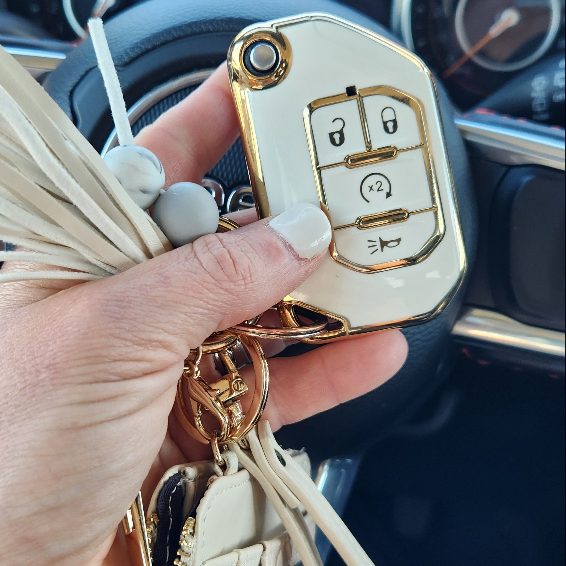 Key Fob Cover makes everything feel more expensive and under $10

#LTKmomlife #LTKTravel
