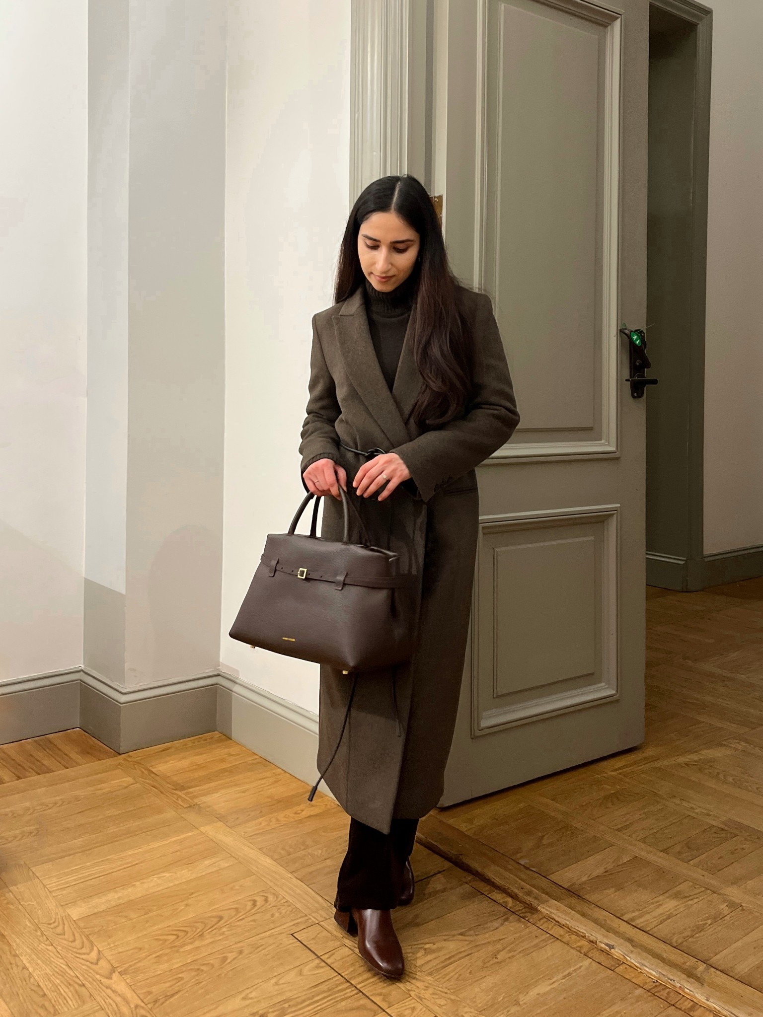 Khaki winter coat

Chic winter outfit, wool coat

#LTKluxury #LTKworkwear #LTKeurope