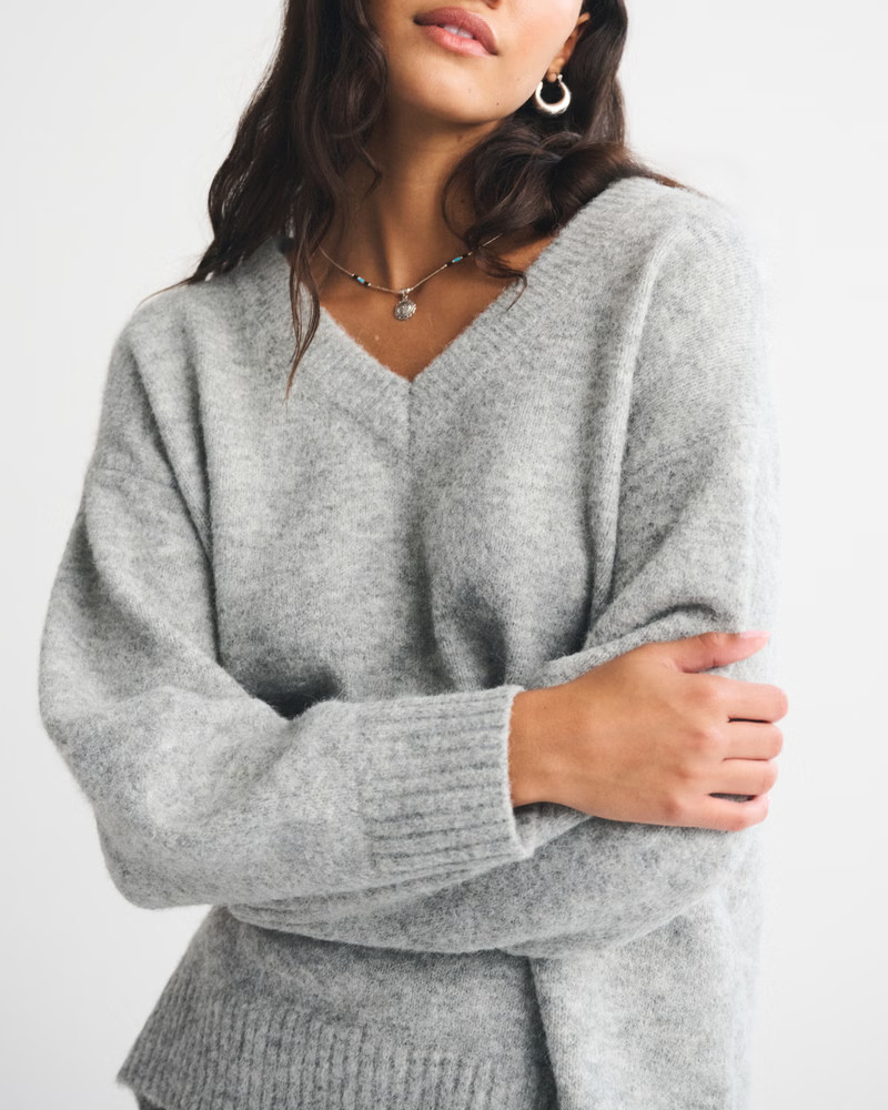 Dad V-Neck Sweater | Abercrombie & Fitch (US)