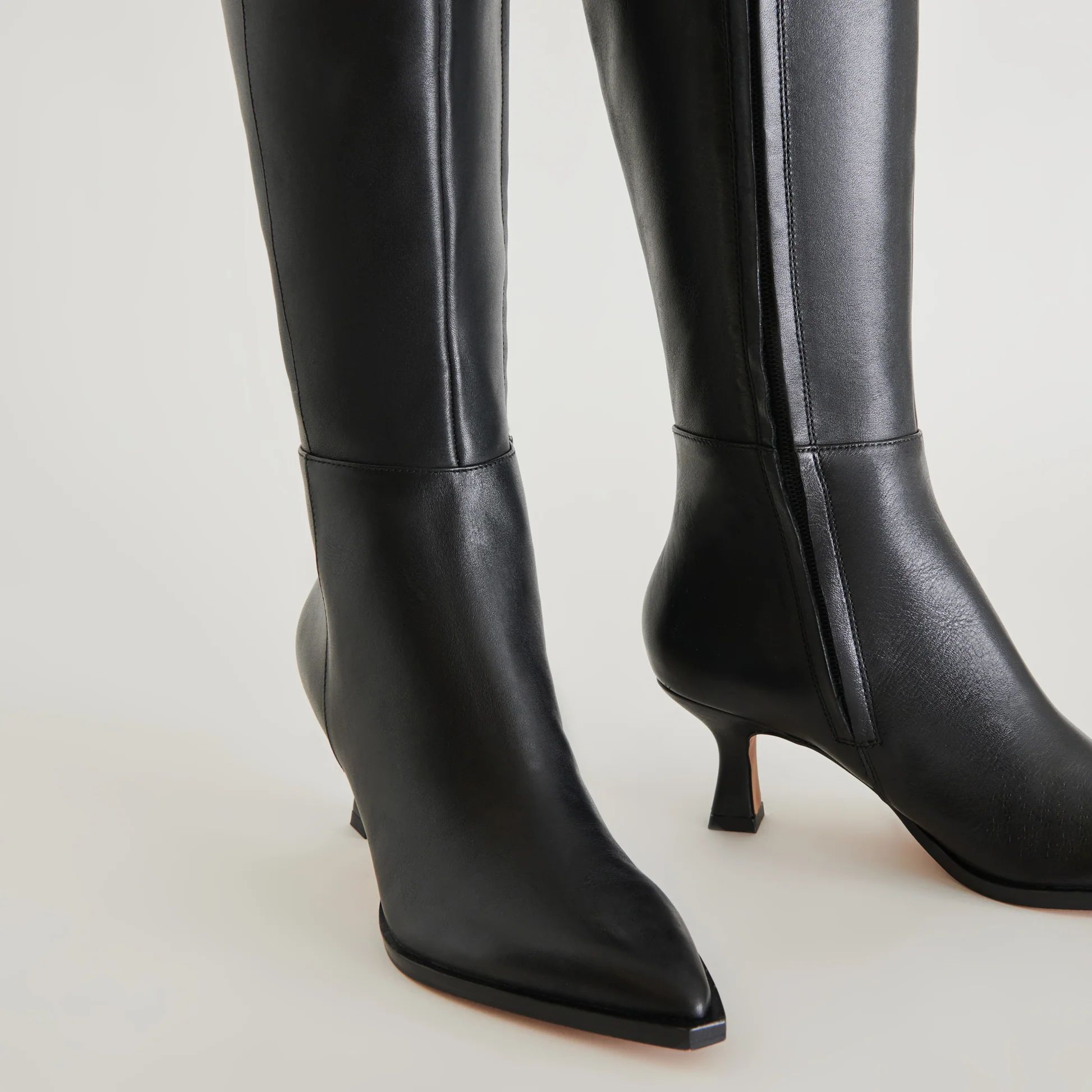 Auggie Boots | DolceVita.com