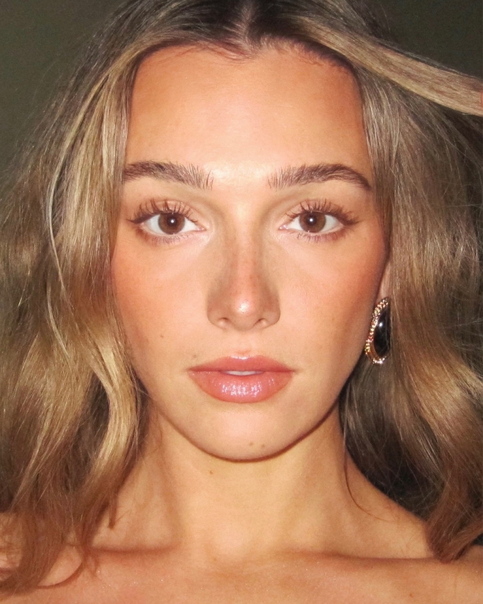 Natural makeup 

#LTKCyberWeek #LTKHoliday #LTKGiftGuide