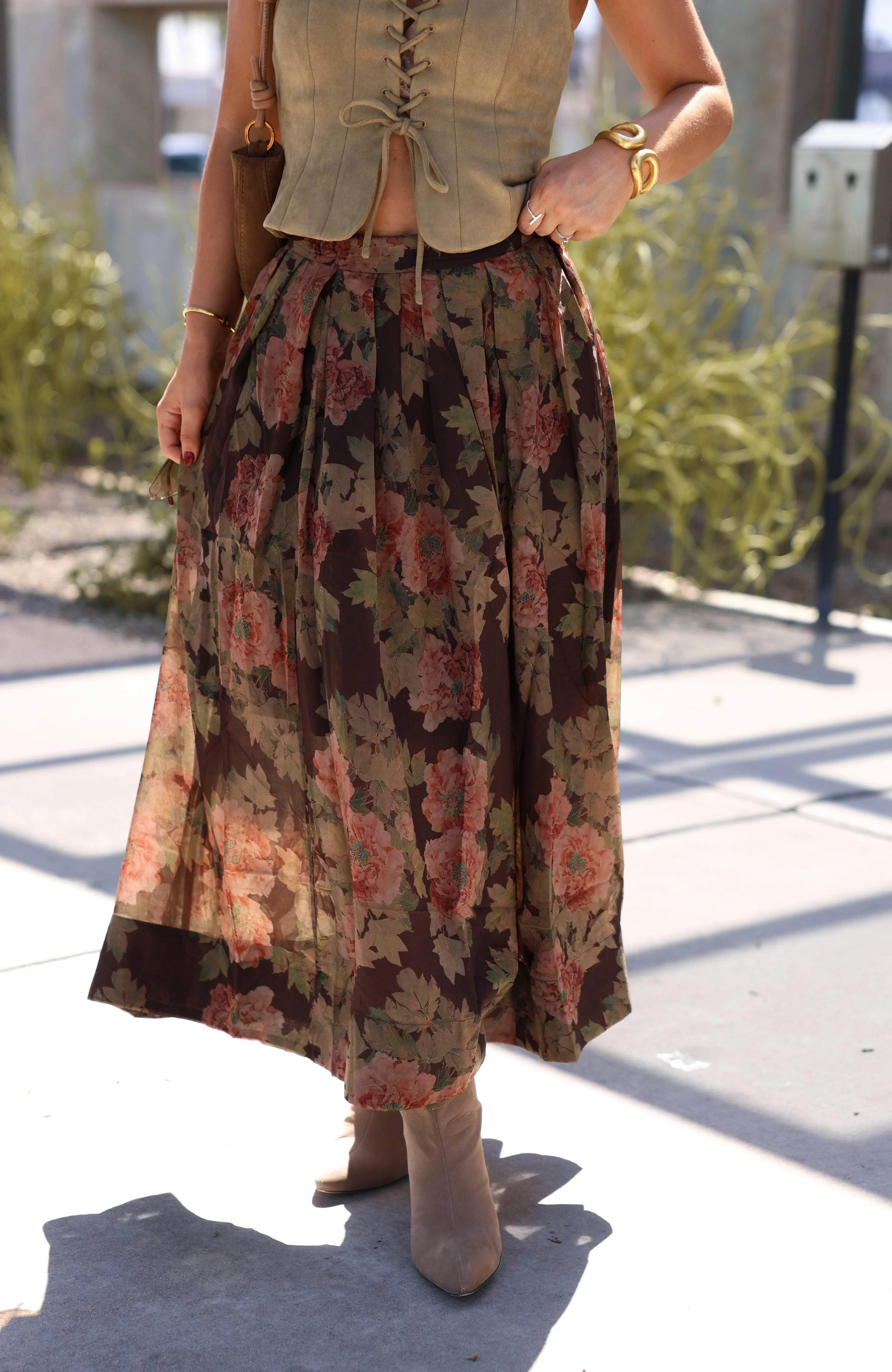 Romanticize Fall Floral Skirt | Lane 201 Boutique