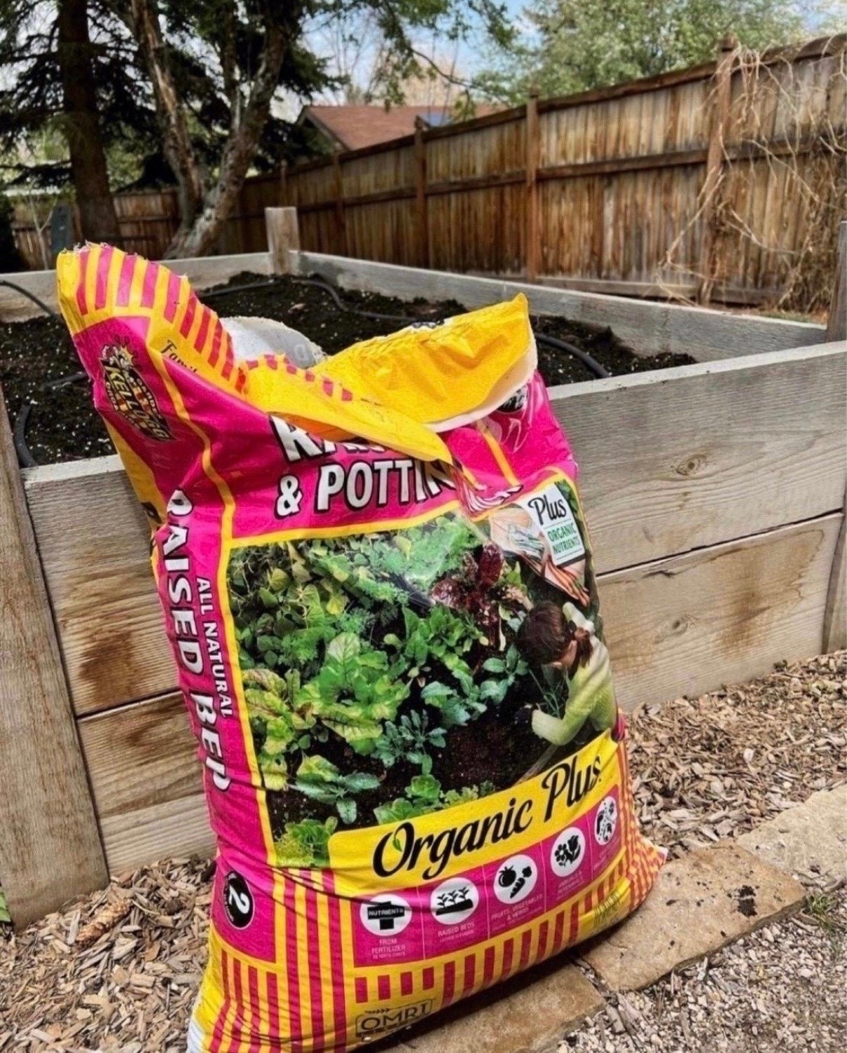 If there’s one thing I never regret spending a little extra time on, it’s the soil! Healthy plants start there. These are a few of the soil mixes I’ve used that I’d happily buy again when it’s time to fill beds and containers!

#LTKSeasonal #LTKHome #LTKSaleAlert