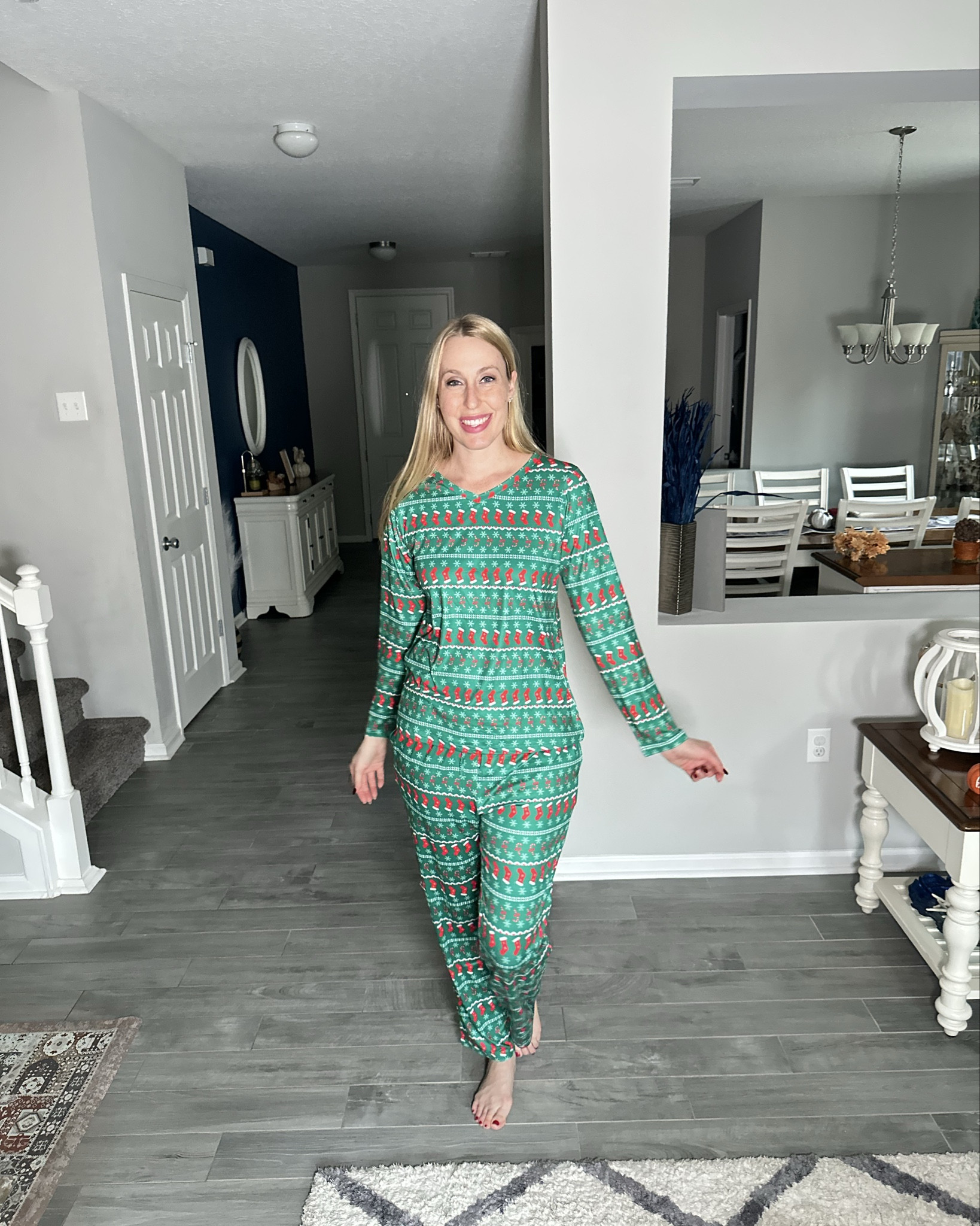 Green Christmas 🎄 pjs
🎄 this comes with a two pack
🎄 super soft, stretchy and fits true to size

#LTKStyleTip #LTKFindsUnder50 #LTKHoliday
