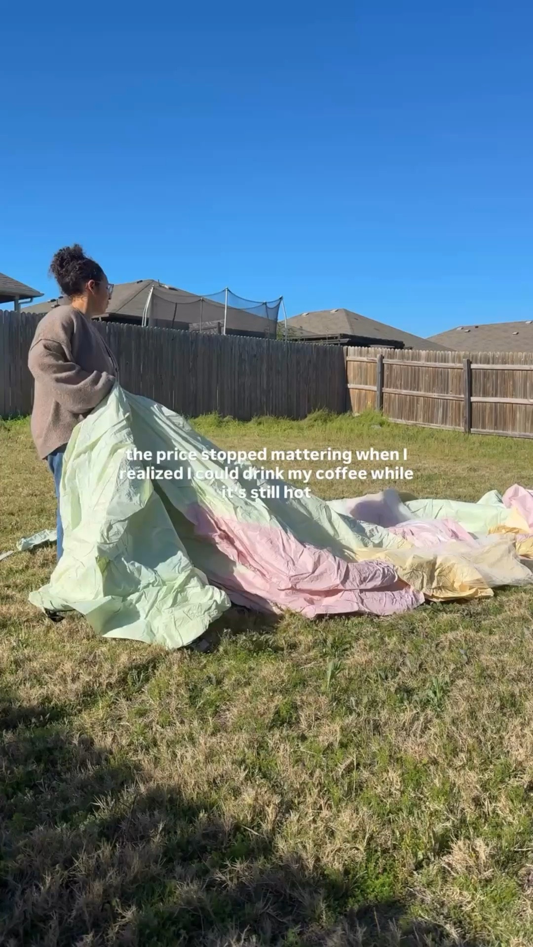 keeping it easy today… this thing paid for itself in one afternoon 😅

#momlife #springbreakwithkids #samsclubfinds #momhack #backyardfun