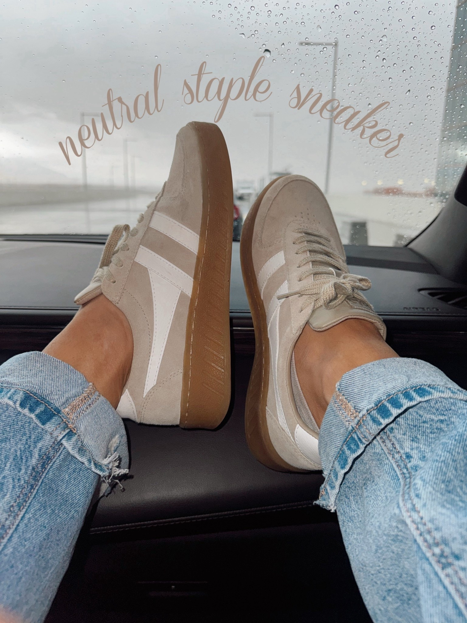 Been loving this Gola suede sneakers! Super comfy & cute to style! ✨ tts!

Fall style / neutral sneakers / casual / ootd / classic / Holley Gabrielle / buckle / shoes 



#LTKShoeCrush #LTKTravel #LTKStyleTip