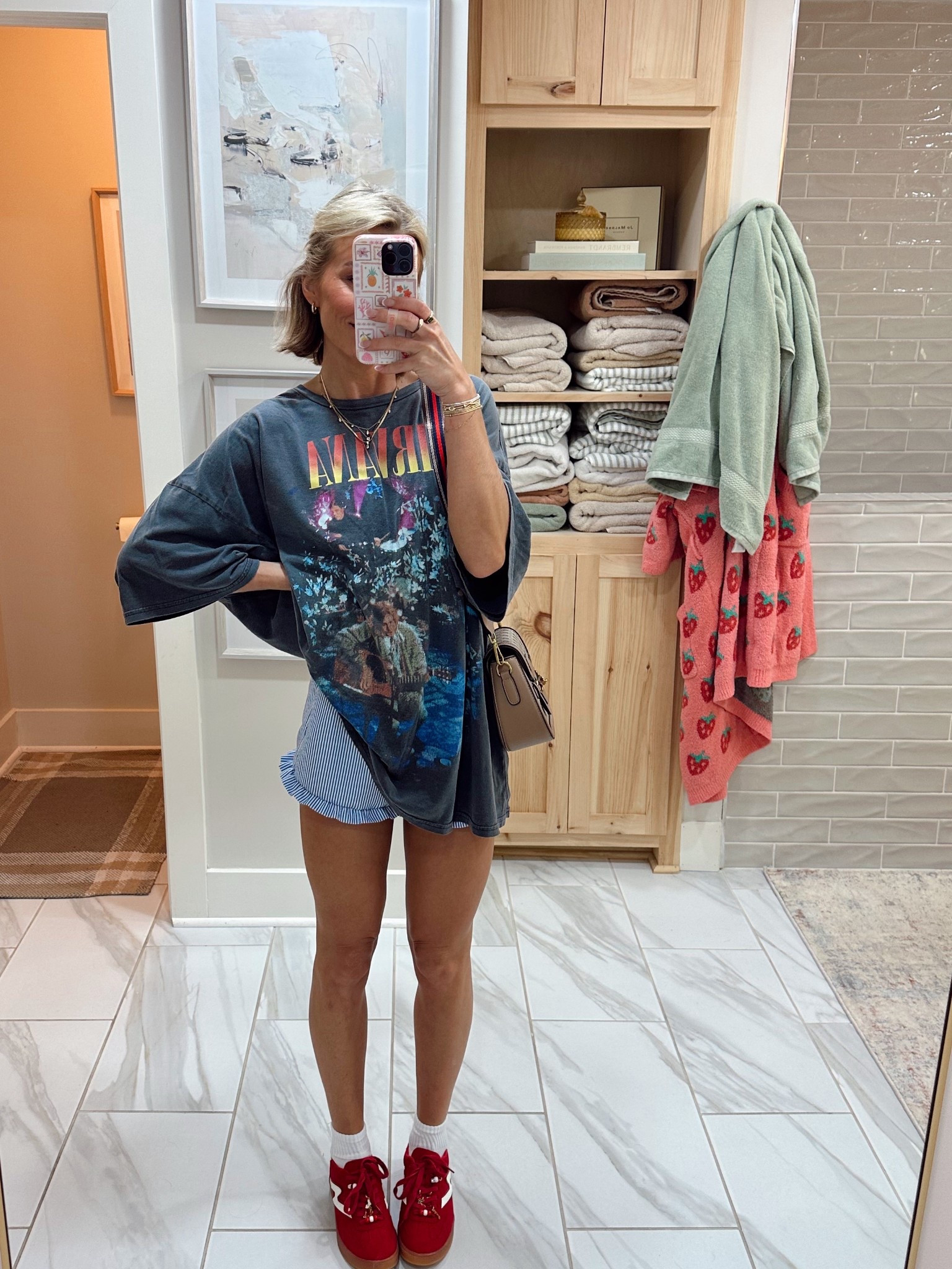 Loooove the oversized tee with ruffled boxers! Exact tee is ollld from Walmart but linking similars! 

#LTKFindsUnder50 #LTKStyleTip #LTKFindsUnder100