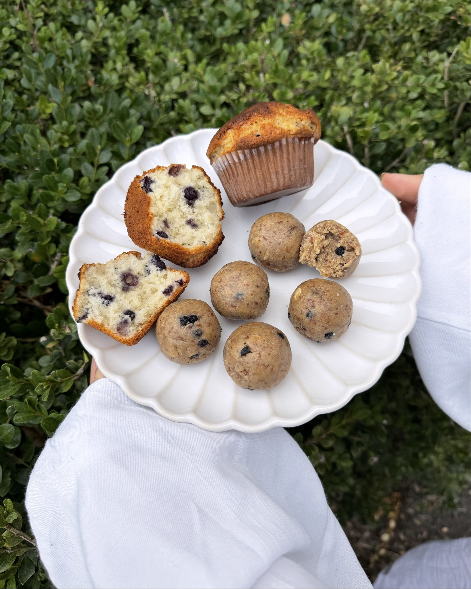 I have been loving little scalloped plates for serving this season and these few from Target have been in my cart this week! They are perfect for any occasion!🤍

#LTKdayinmylife #LTKHome #LTKSeasonal