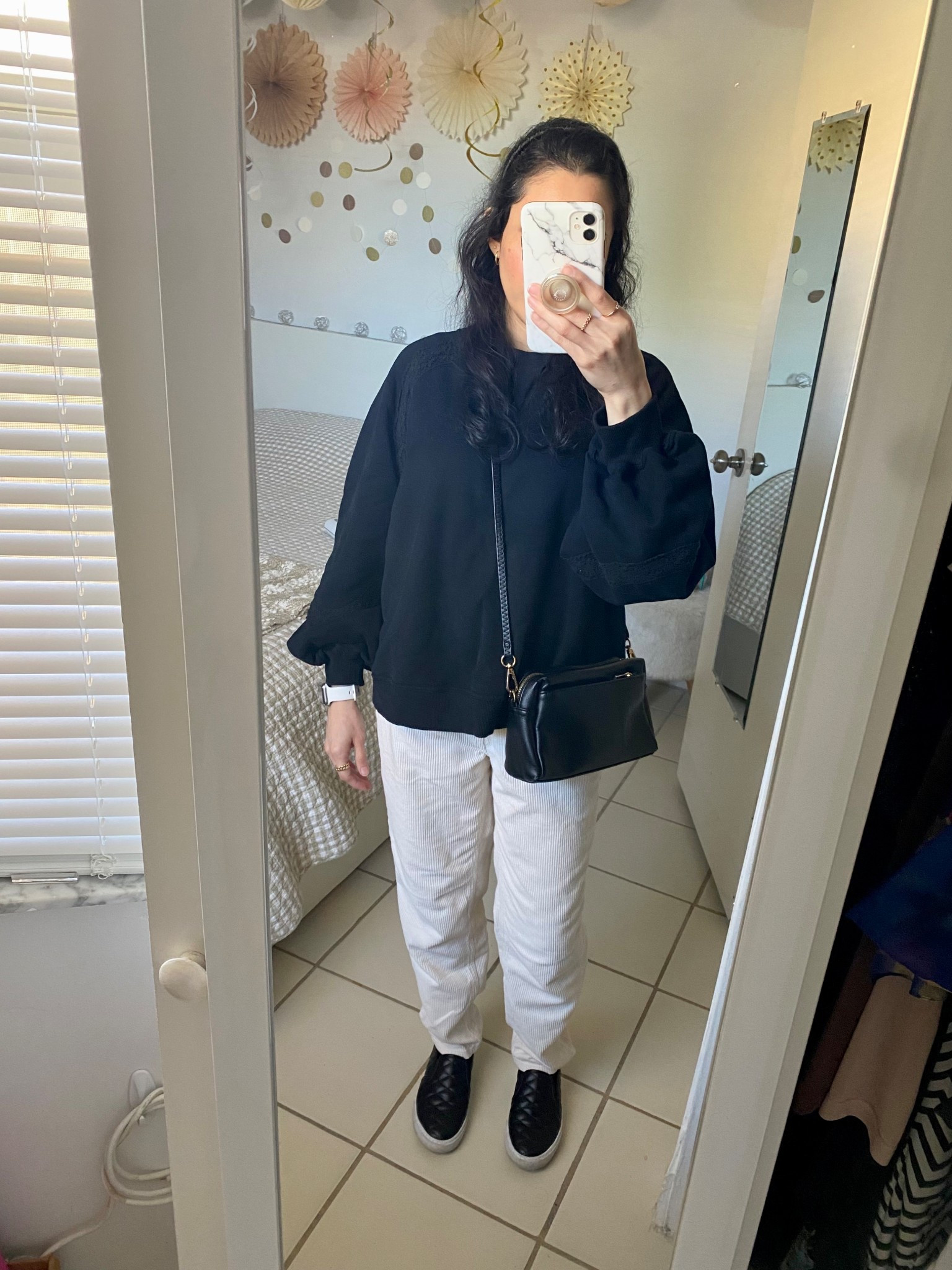 My casual and comfy outfit 🤍🖤

#LTKootd #LTKgrwm #LTKmorningroutine