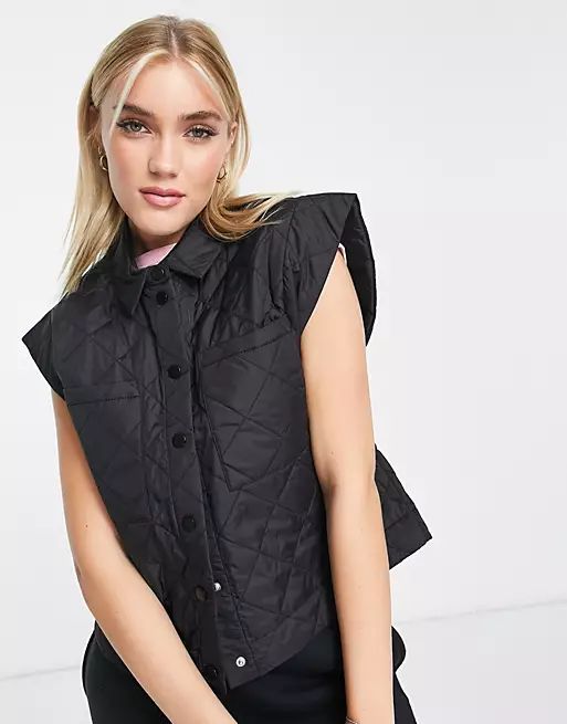 Pieces savanah quilted vest in black | ASOS (Global)