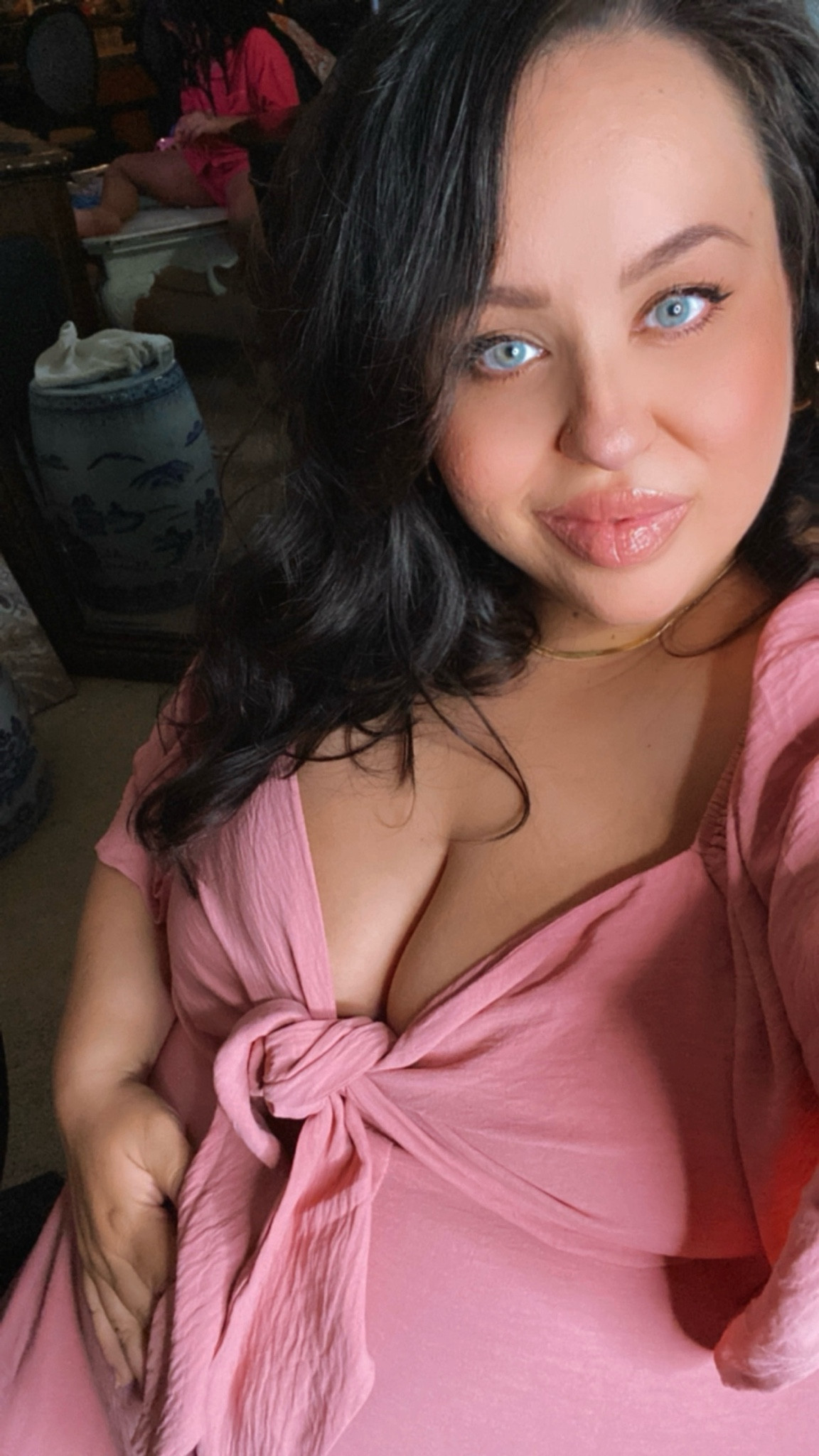 Love this dress and color 😍🩷 




Mom fashion, dresses, baby shower dresses, fashion, mom style , plus size dresses 

#LTKBump #LTKPlusSize #LTKBaby
