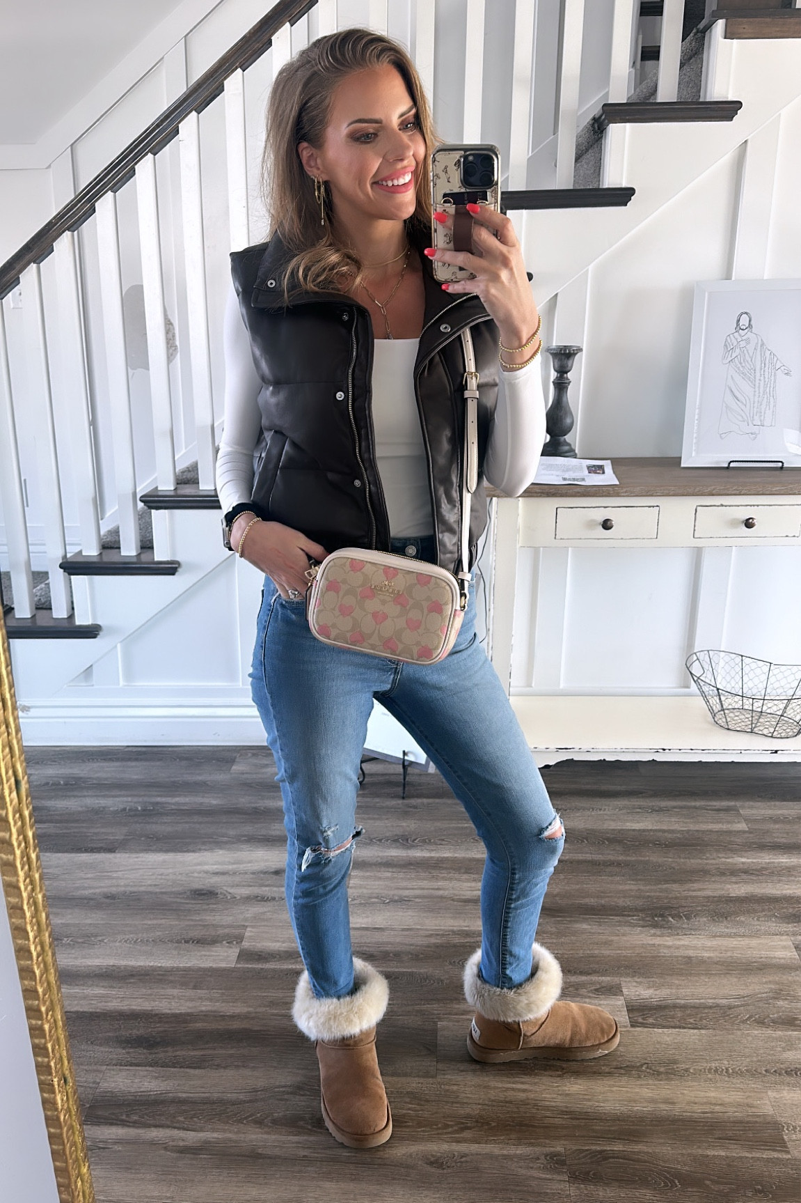 The weathers been a little warmer so I didn’t need a whole jacket today! Got to bust out my favorite statement piece vest today! 