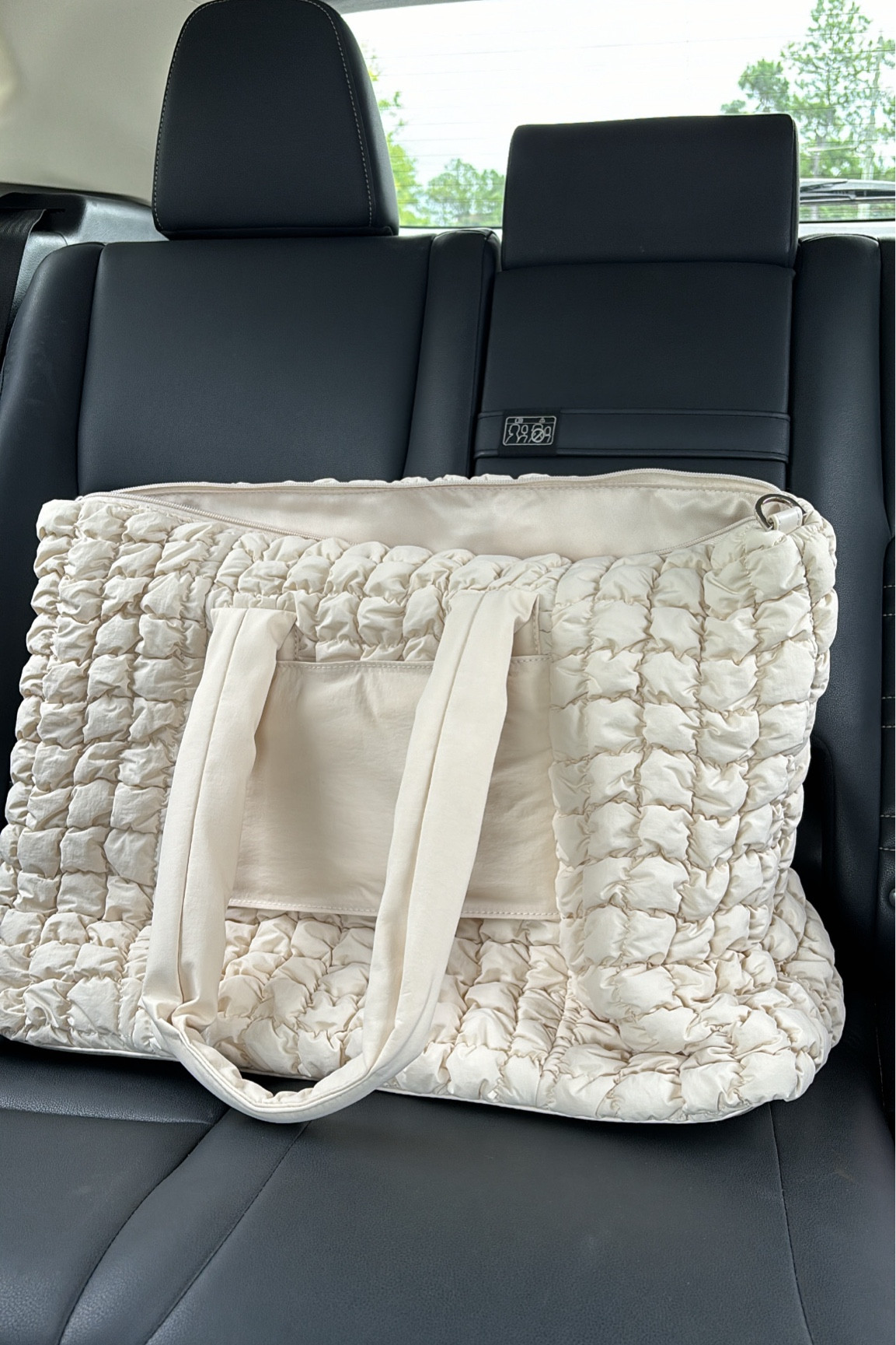 Of course I needed a new duffle bag to pack my hospital bag for baby and me! lol 😆 perfect for traveling on weekend getaways, etc! 

#LTKBaby #LTKFindsUnder50 #LTKTravel