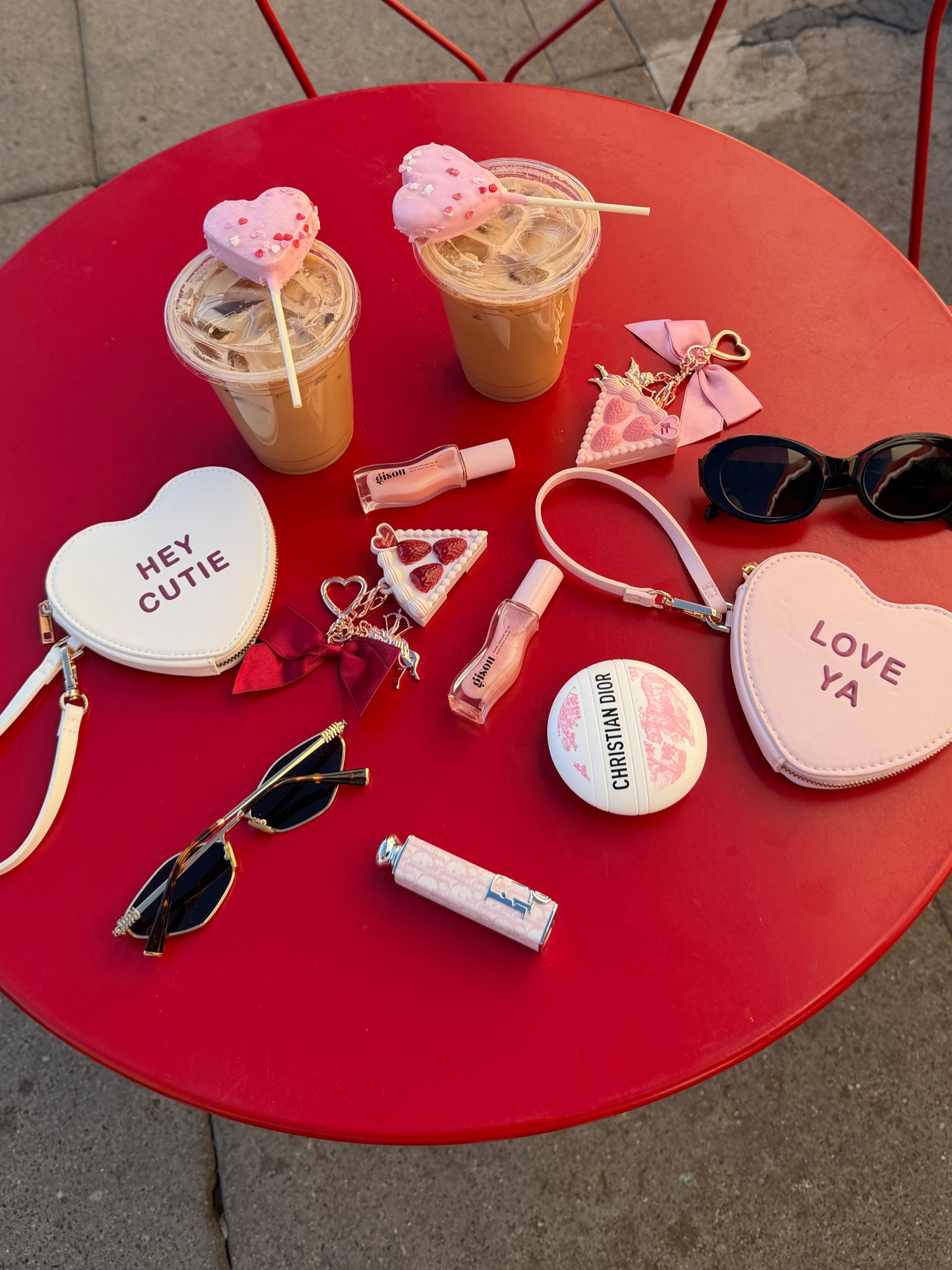 Valentine’s Day accessories 💕

#LTKBeauty #LTKSeasonal