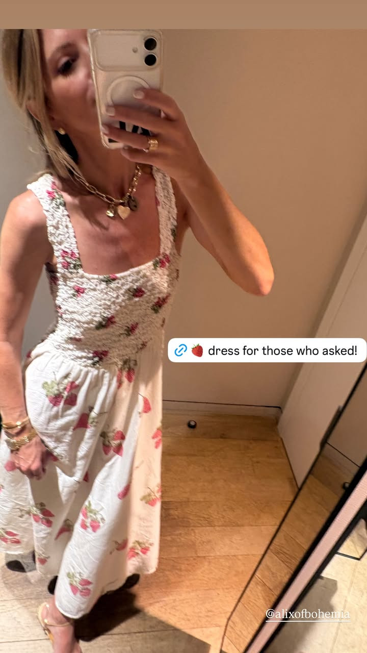 cute strawberry print maxi dress 🍓

#LTKSeasonal #LTKootd #LTKdayinmylife