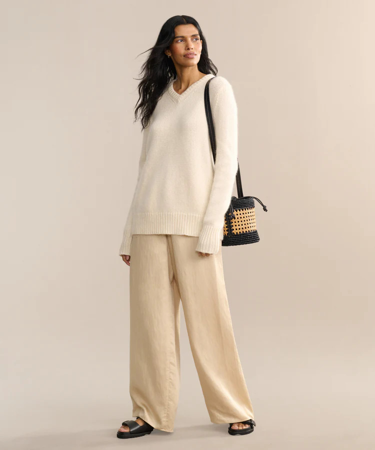 Cashmere Kate V-Neck | Jenni Kayne