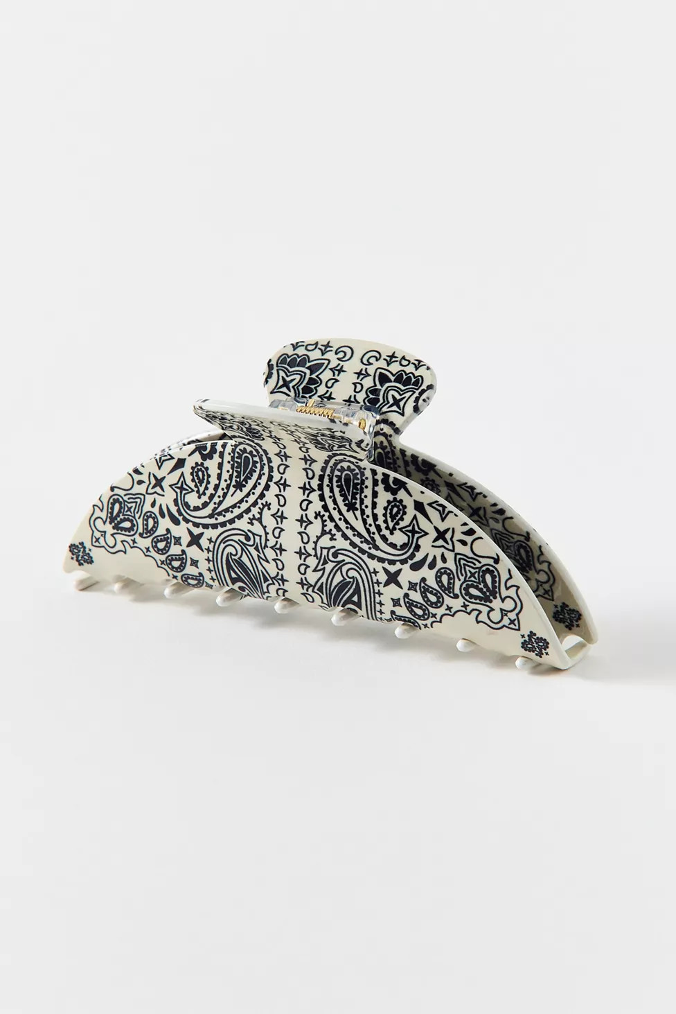 Bandana Print Claw Clip | Urban Outfitters (US and RoW)