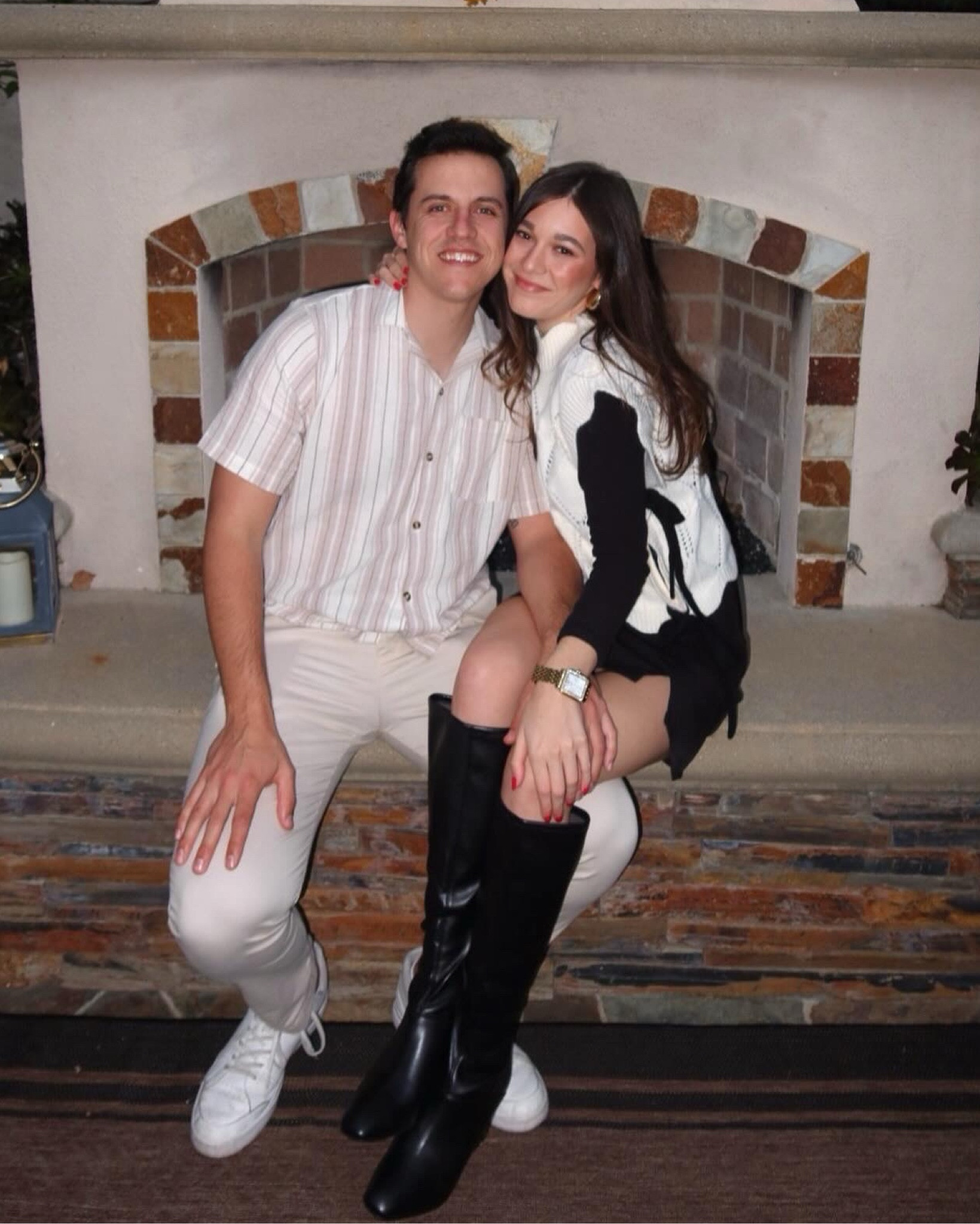 My most asked outfit.. I got the sweater from a boutique by me… so sorry I can’t find it but here’s some similar!!! 🎀

#LTKSeasonal #LTKbeauty #LTKstyletip