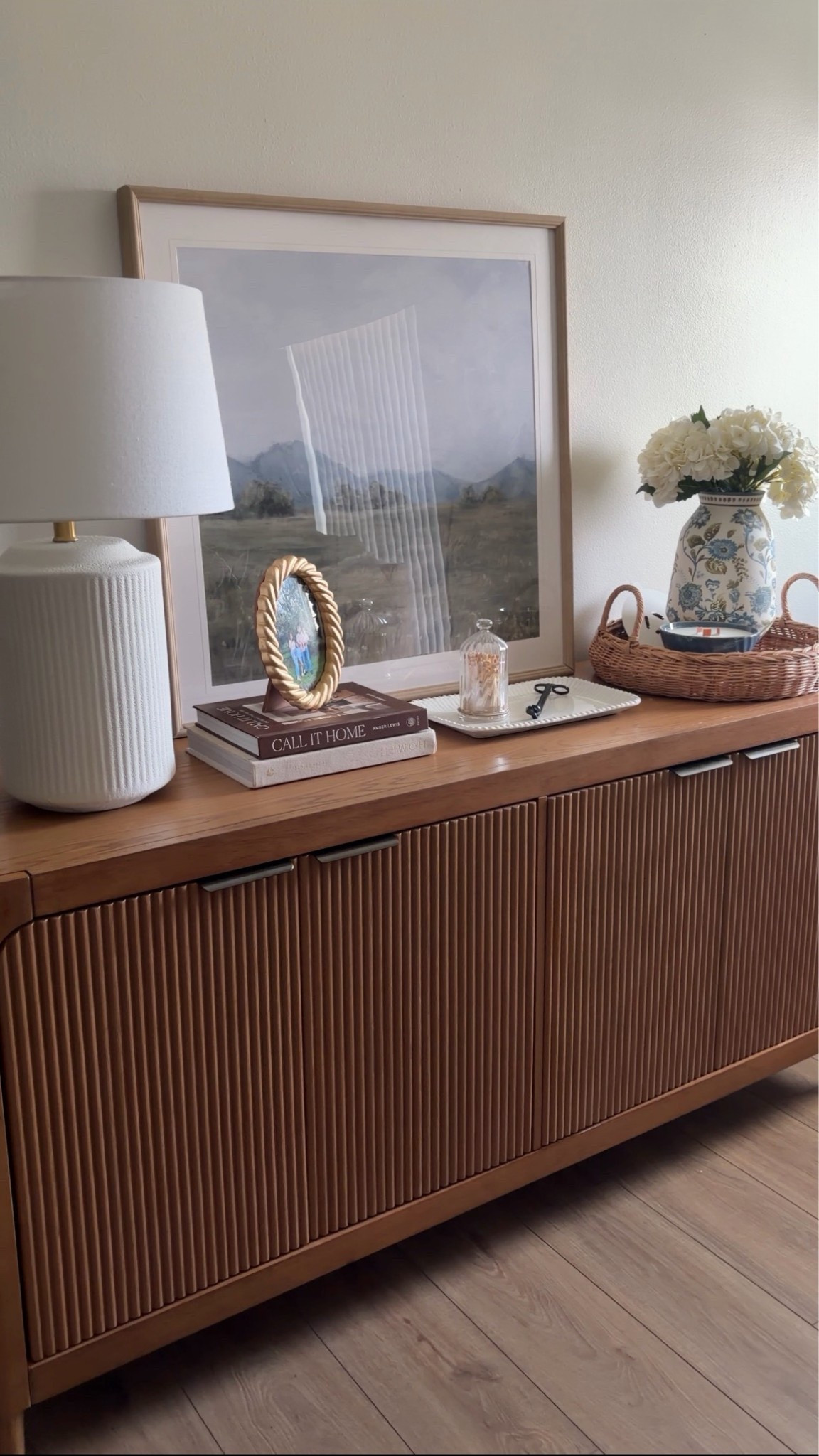 Transforming my entryway for summer with simple, seasonal touches 🥰 @target #ad #sponsored

#LTKHome #LTKSeasonal #LTKmomlife