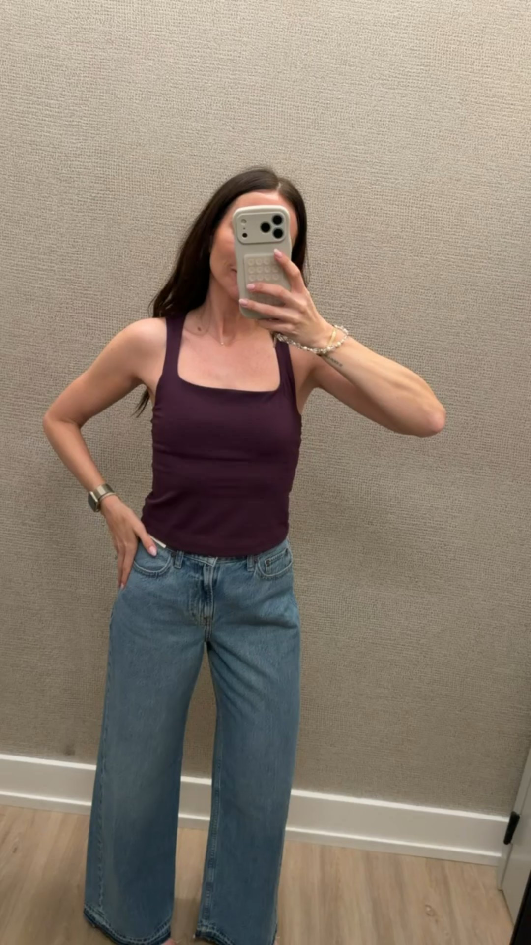 Abercrombie 25%-40% off + an extra 15% off code DENIMAF 

#LTKSaleAlert #LTKOver40