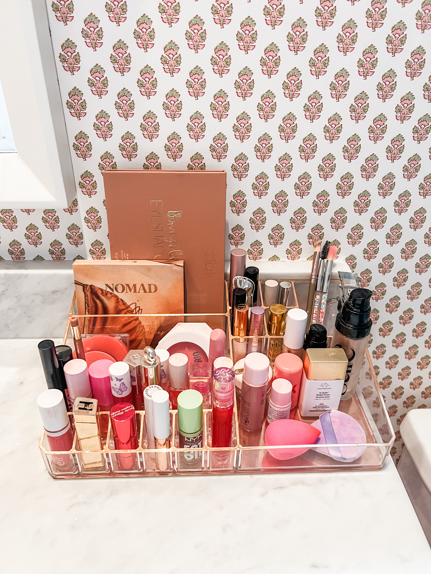 We use so many different products in our bathrooms that the counter can easily become cluttered. We love this acrylic organizer because it is perfect for keeping your makeup and skincare in order! Let us know if your bathroom counter needs our organization! 

 