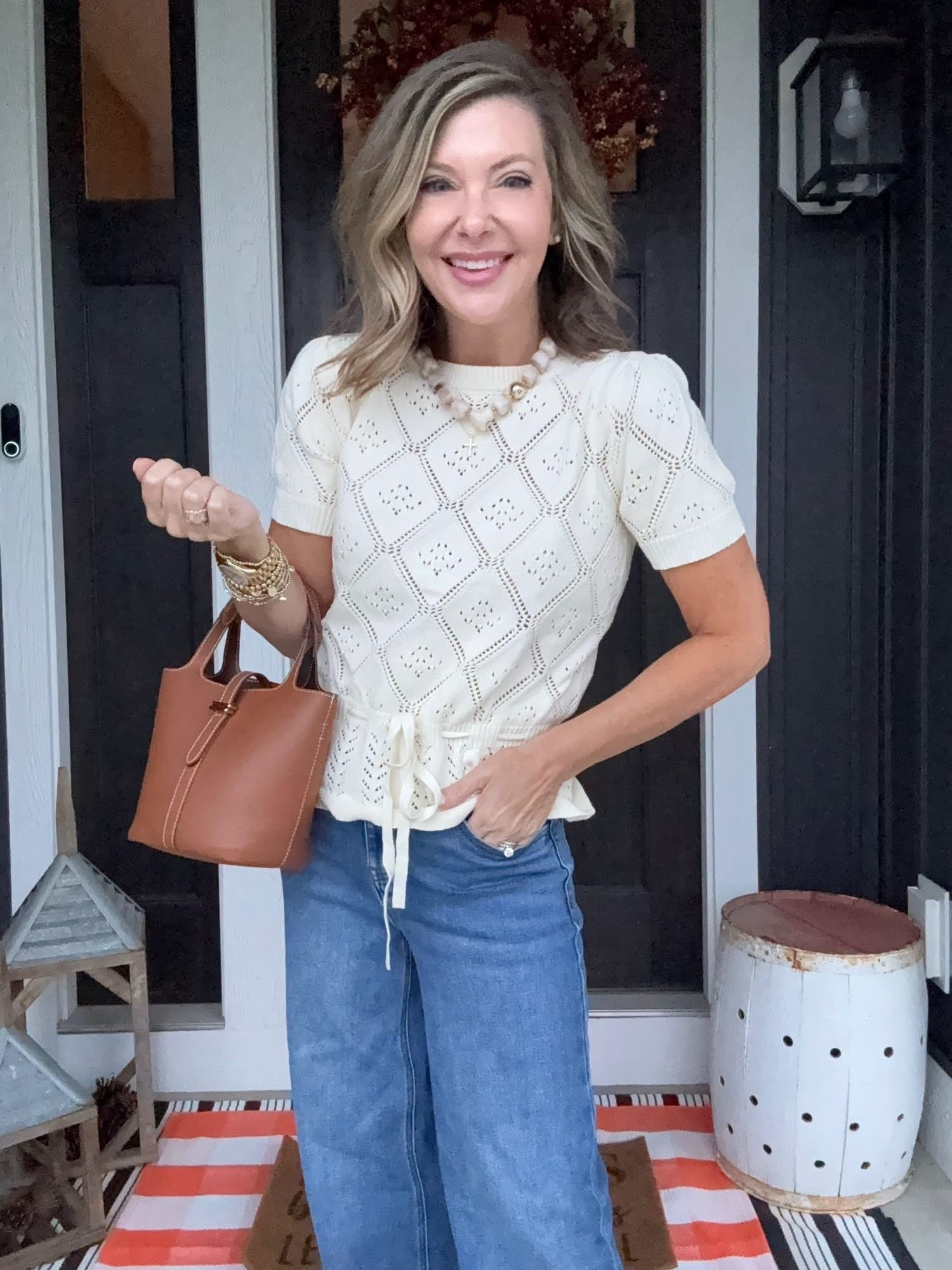 This top is soooo much cuter than I thought it would be! I’m dying over it, looks like J C R E W or L O F T but it’s AMZ! 

Wearing an XS for reference

#LTKootd #LTKSaleAlert #LTKSeasonal